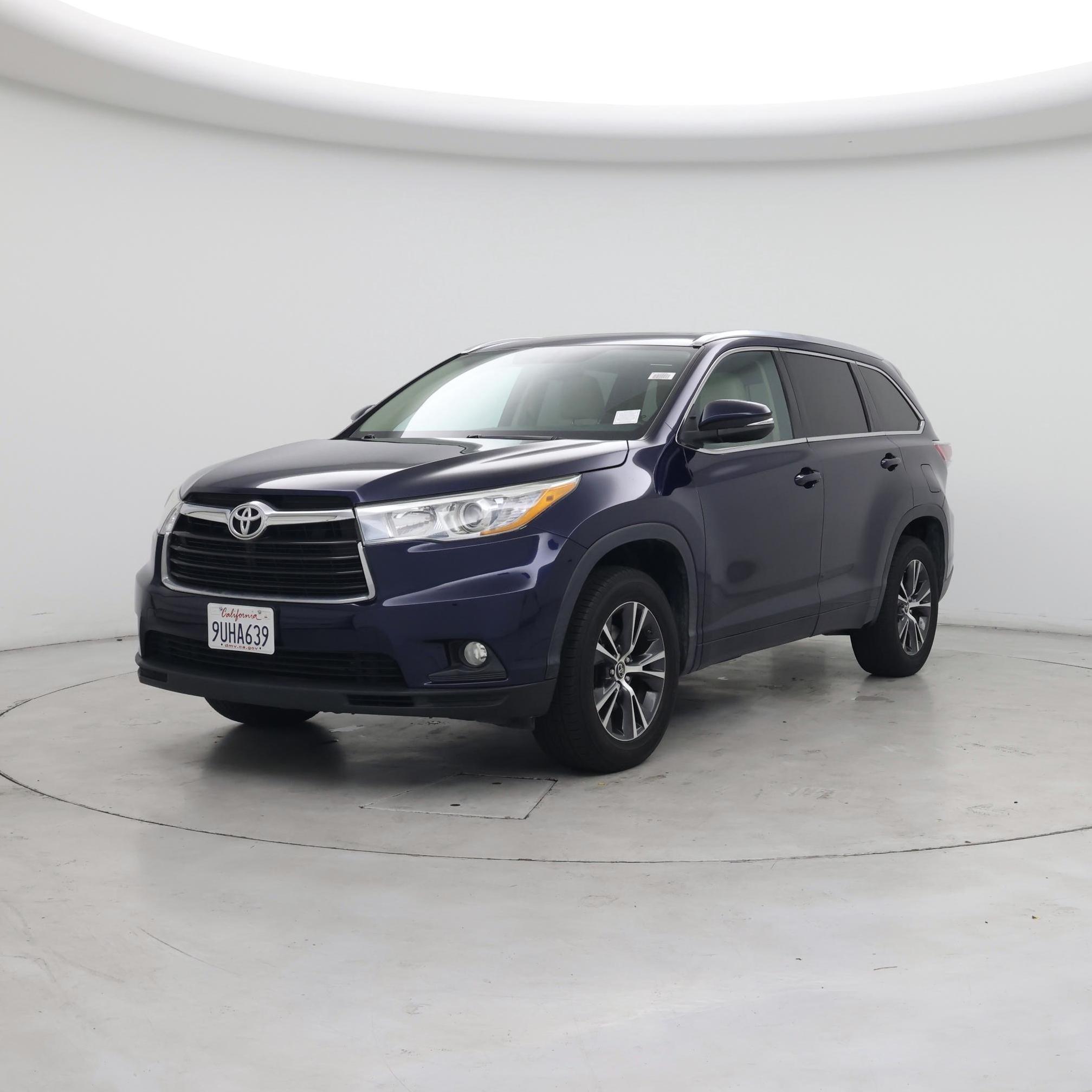 Thumbnail: 2016 Toyota Highlander - 4