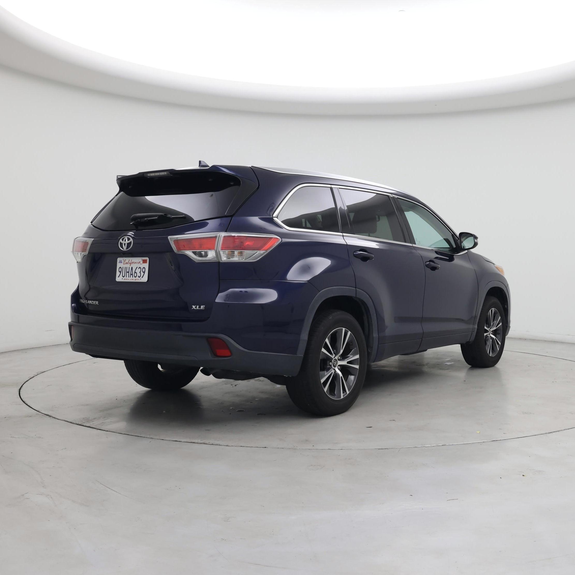 Thumbnail: 2016 Toyota Highlander - 8
