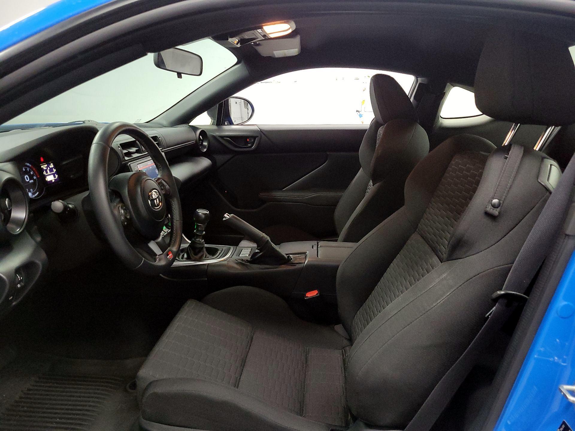 Thumbnail: 2022 Toyota GR86 - 11