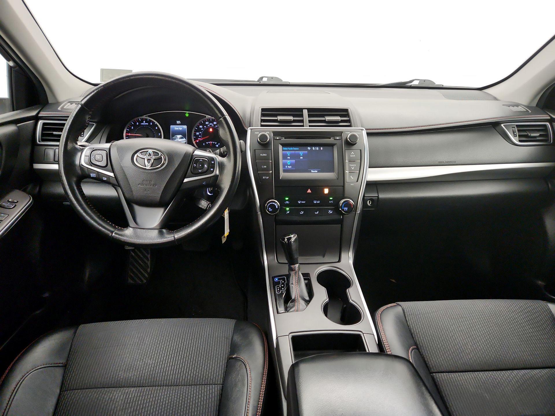 Thumbnail: 2016 Toyota Camry - 9