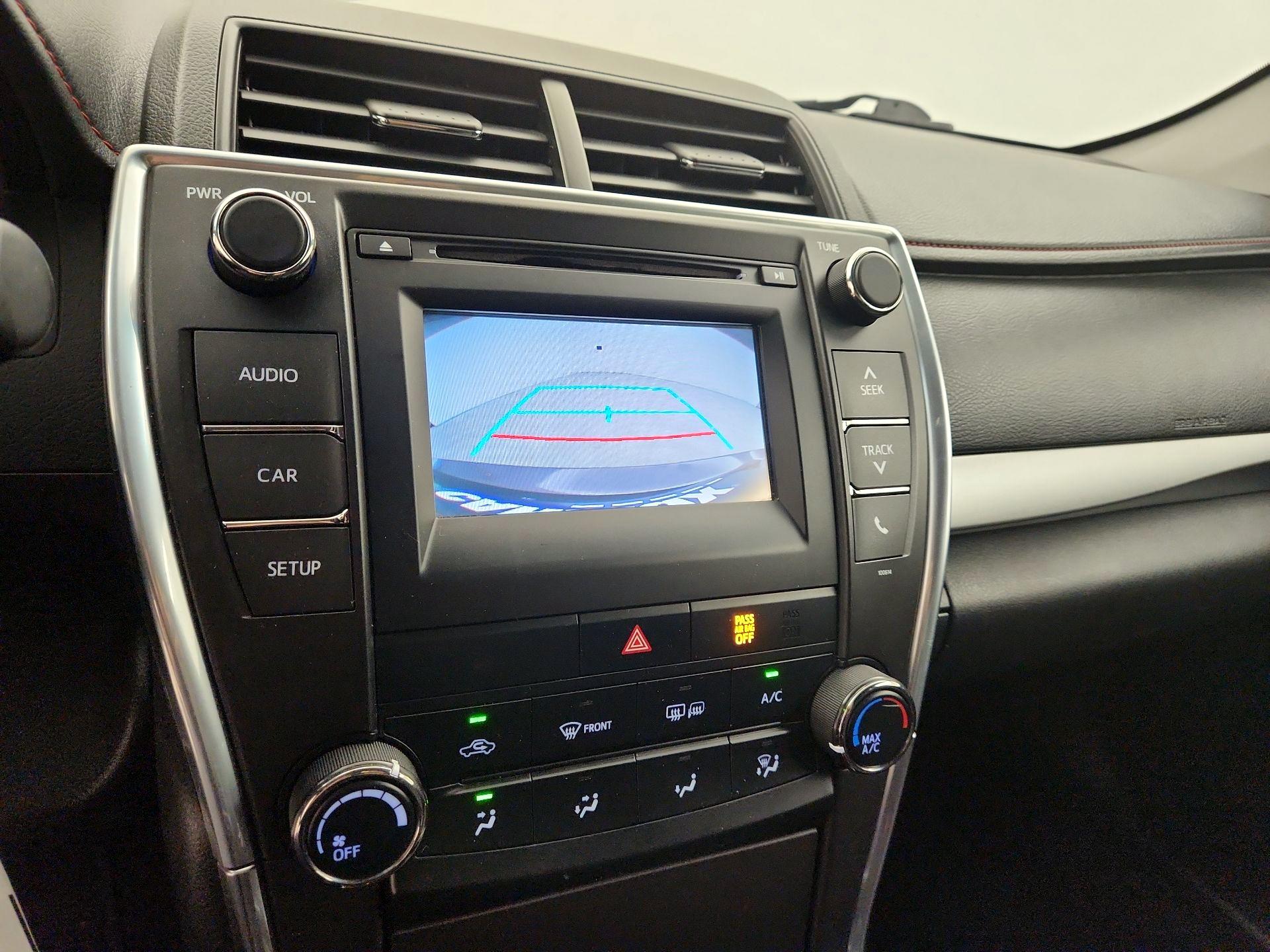 Thumbnail: 2016 Toyota Camry - 14