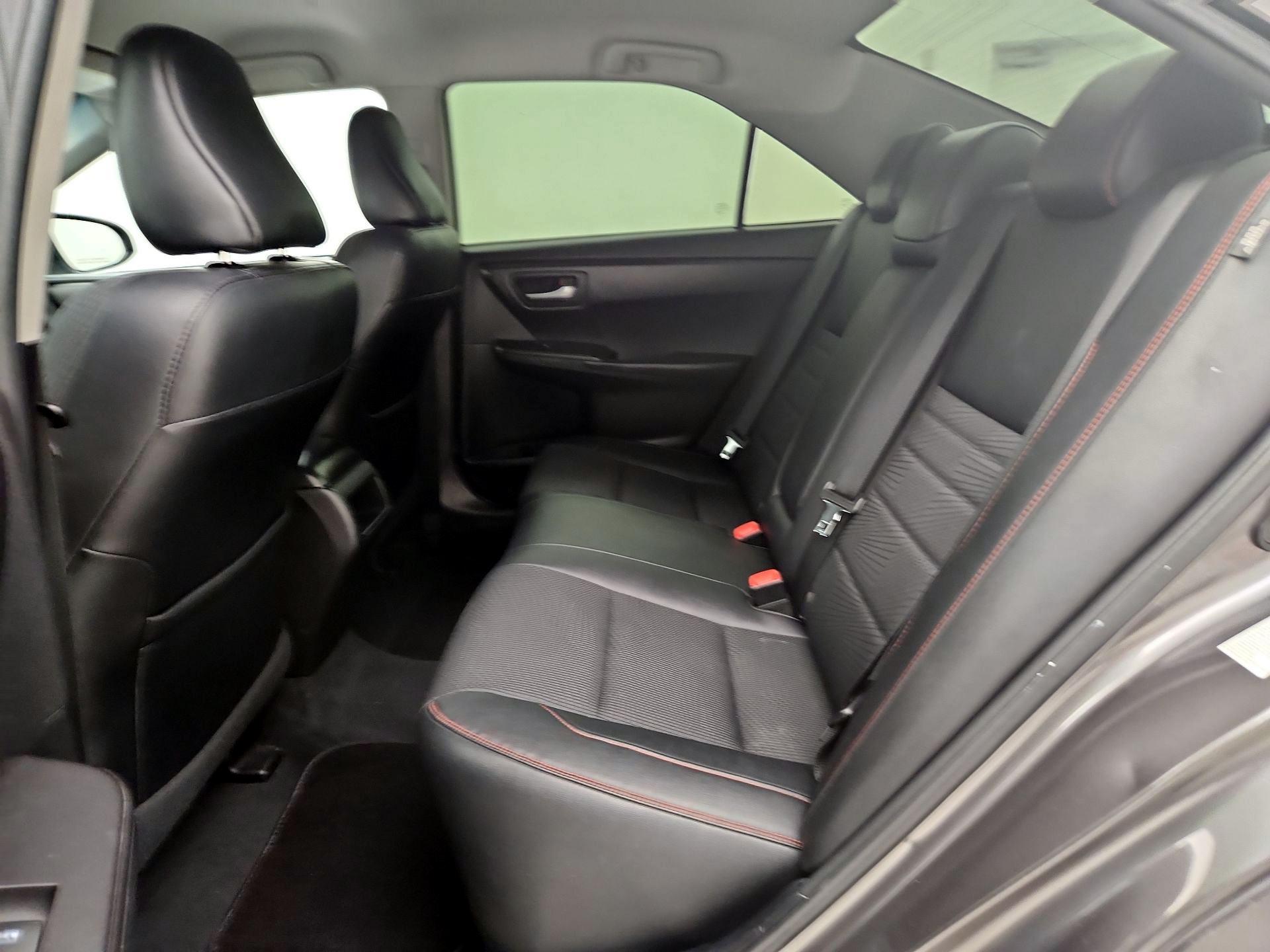 Thumbnail: 2016 Toyota Camry - 19