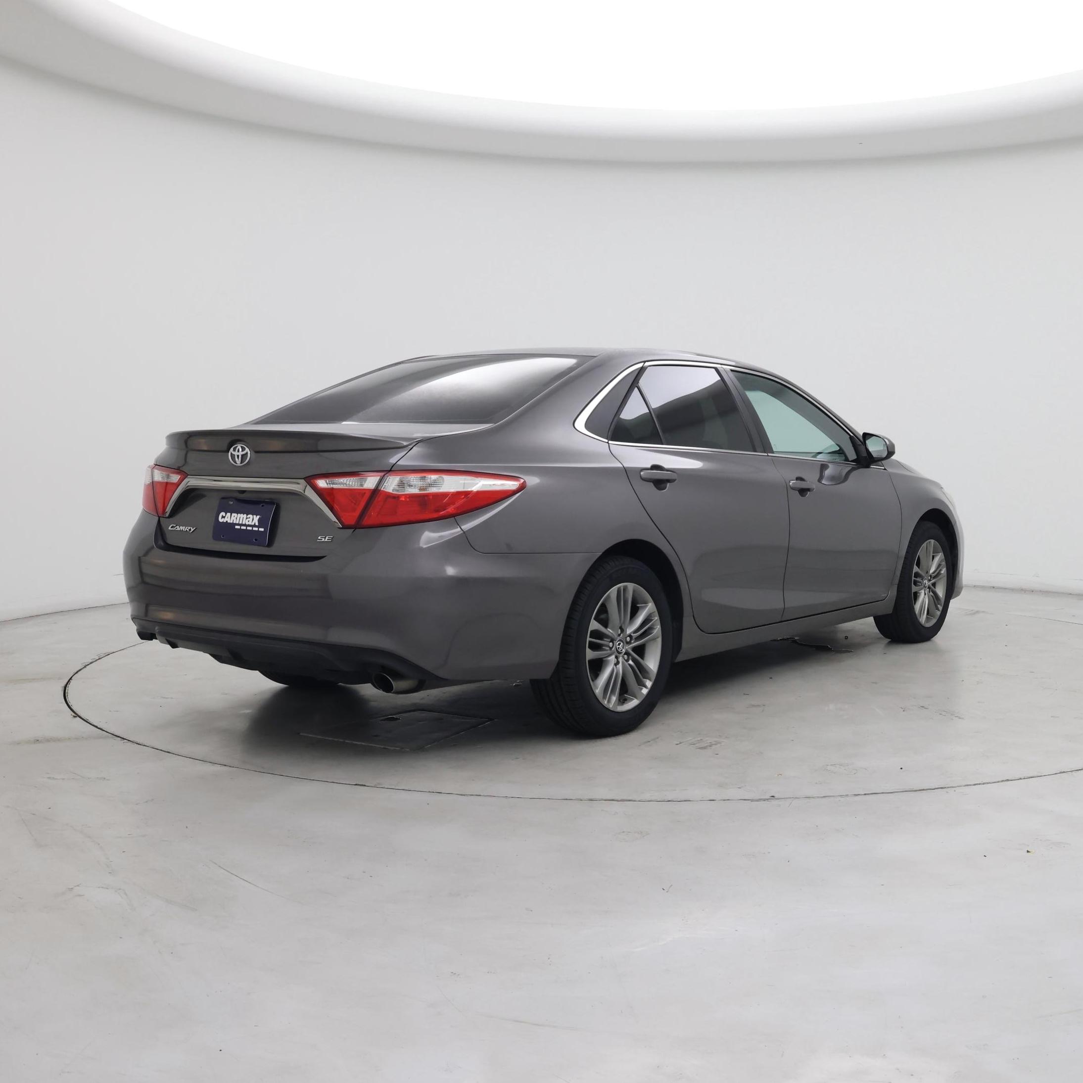 Thumbnail: 2016 Toyota Camry - 8