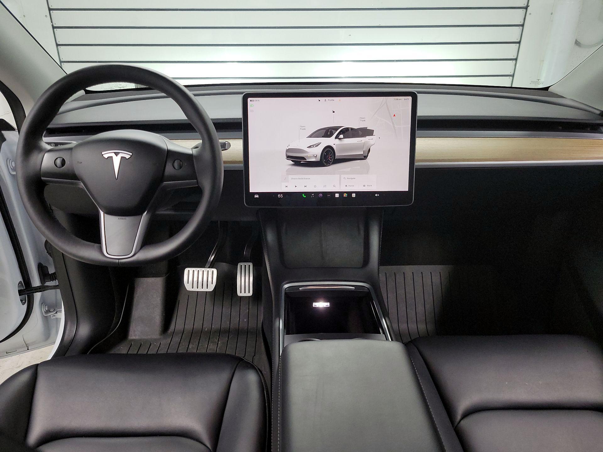 Thumbnail: 2022 Tesla Model Y - 9