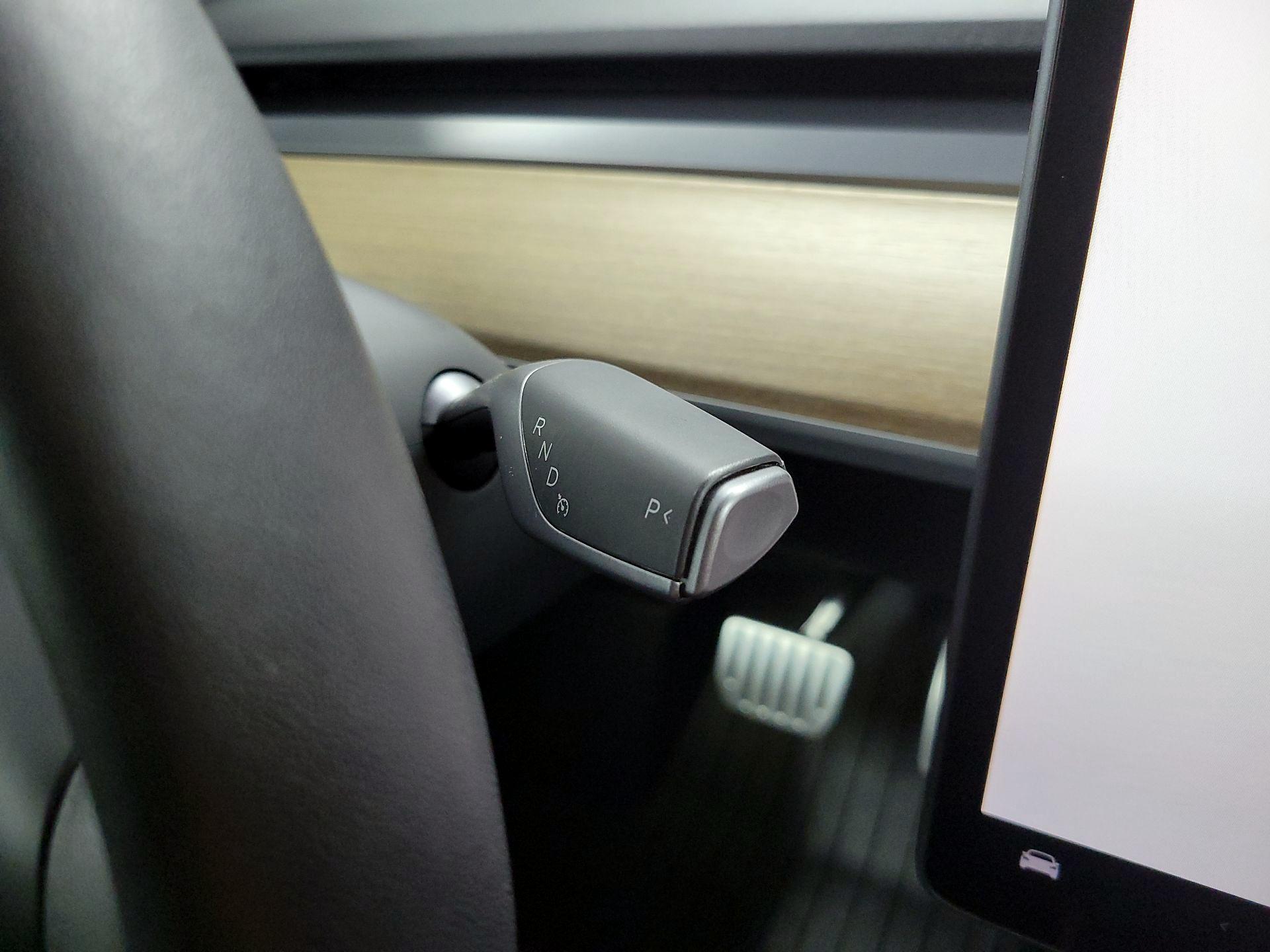 Thumbnail: 2022 Tesla Model Y - 16