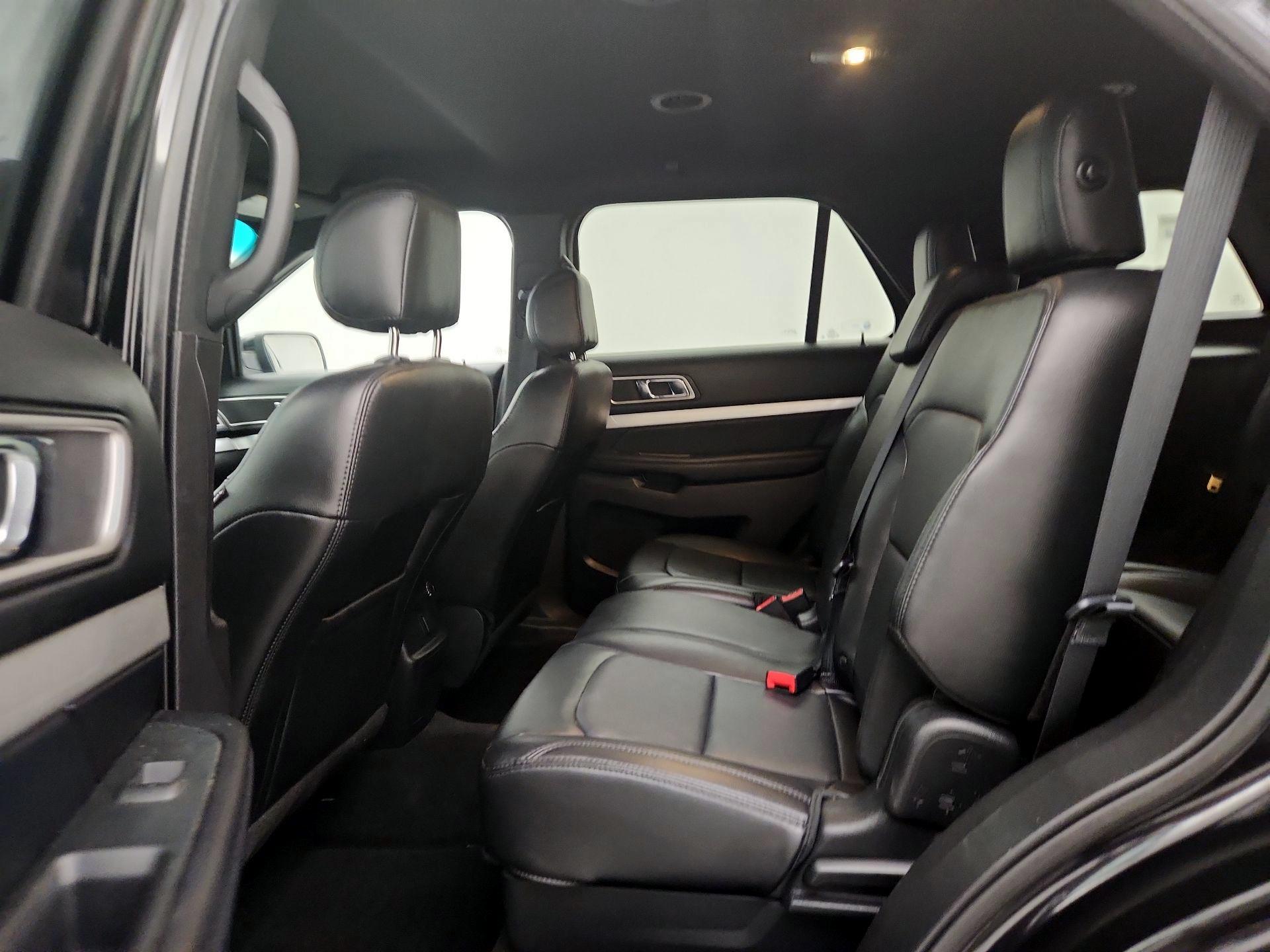 Thumbnail: 2017 Ford Explorer - 20