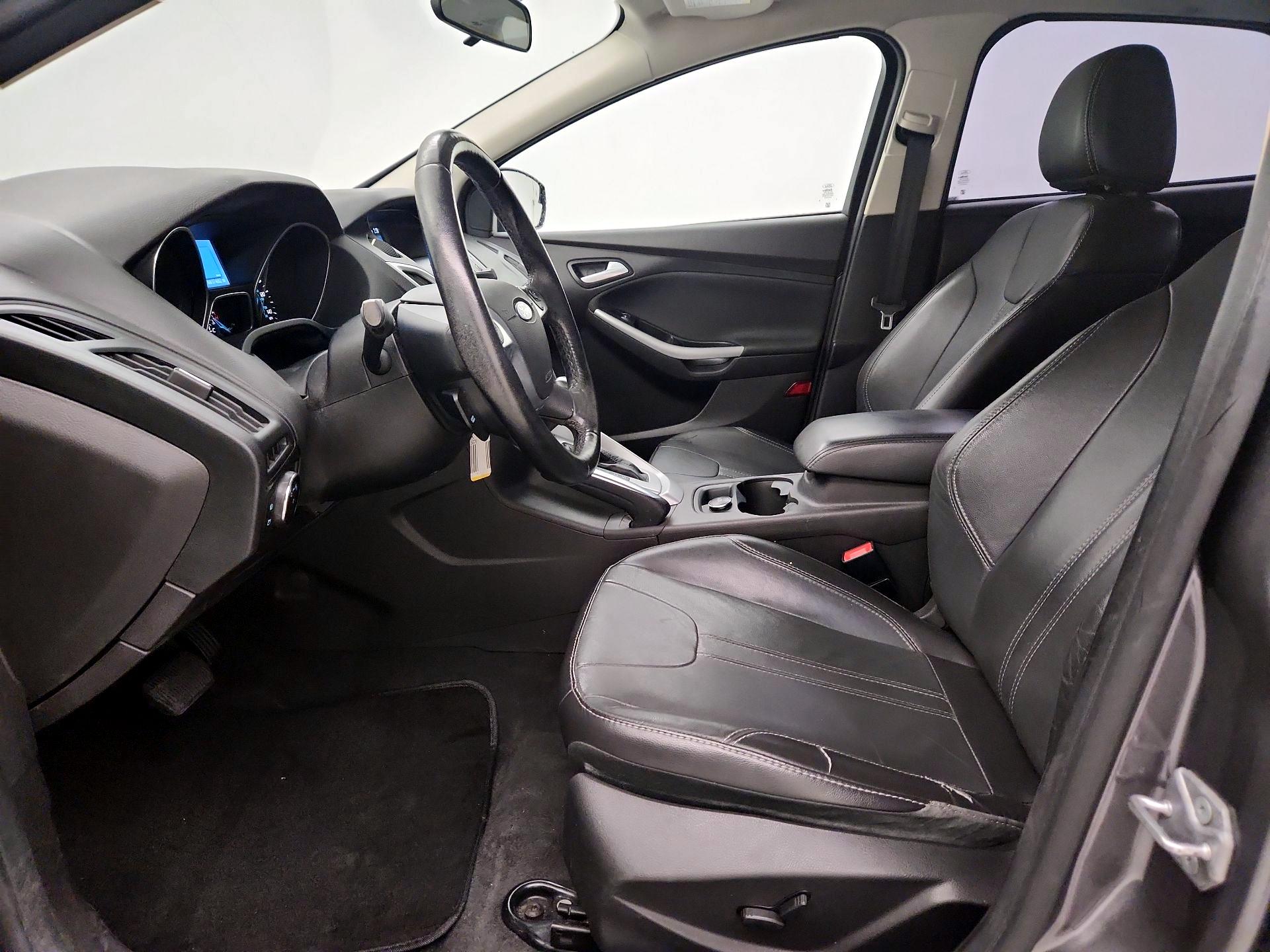 Thumbnail: 2014 Ford Focus - 11