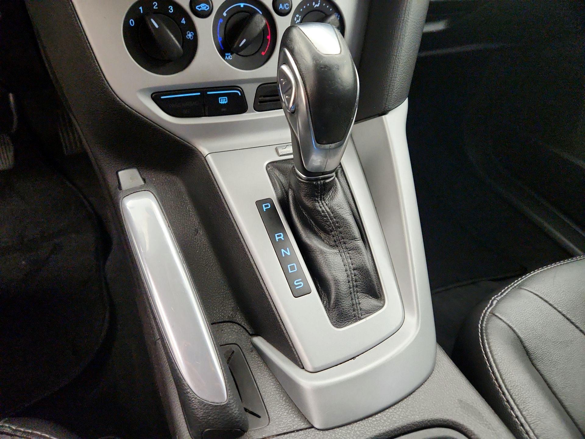 Thumbnail: 2014 Ford Focus - 16