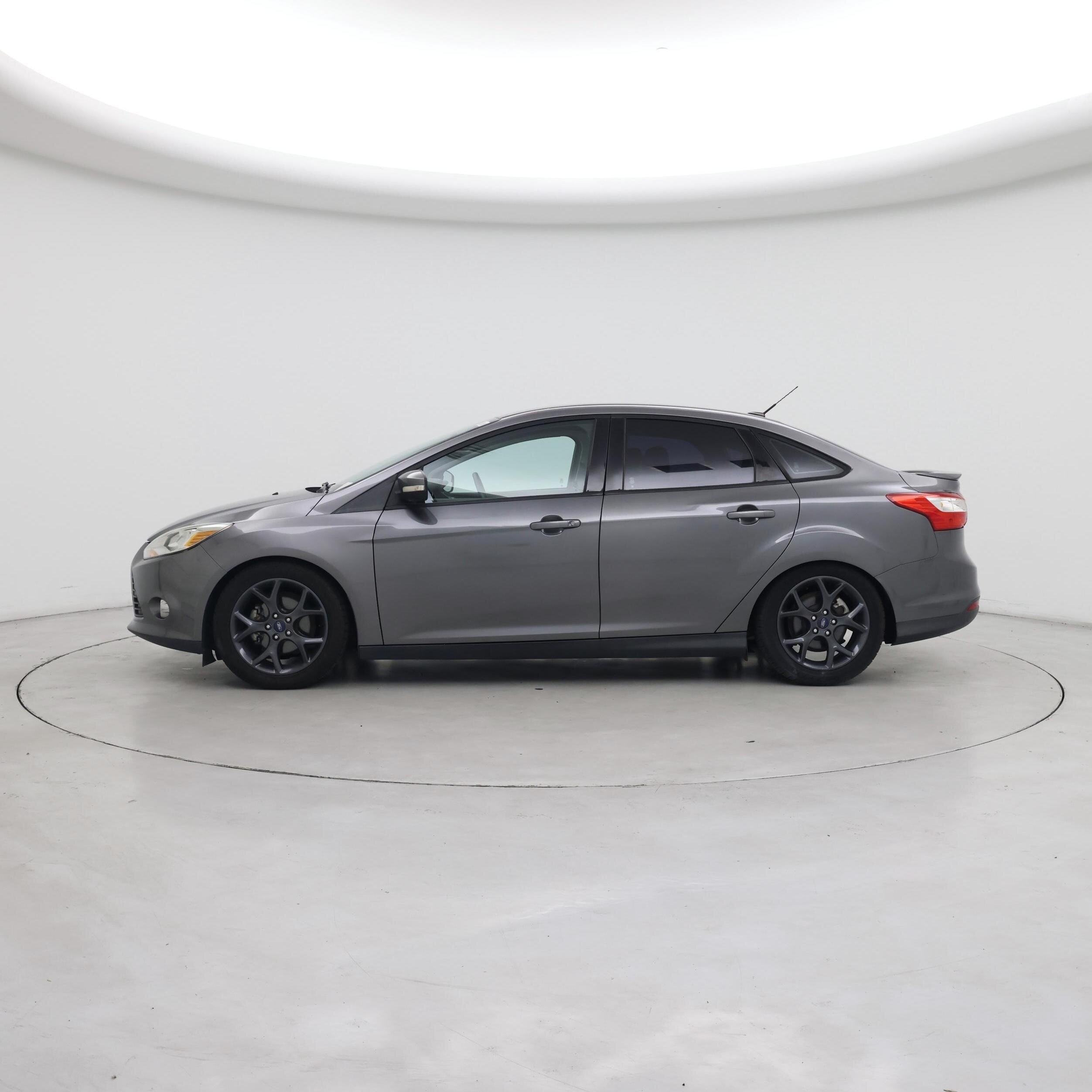 Thumbnail: 2014 Ford Focus - 3
