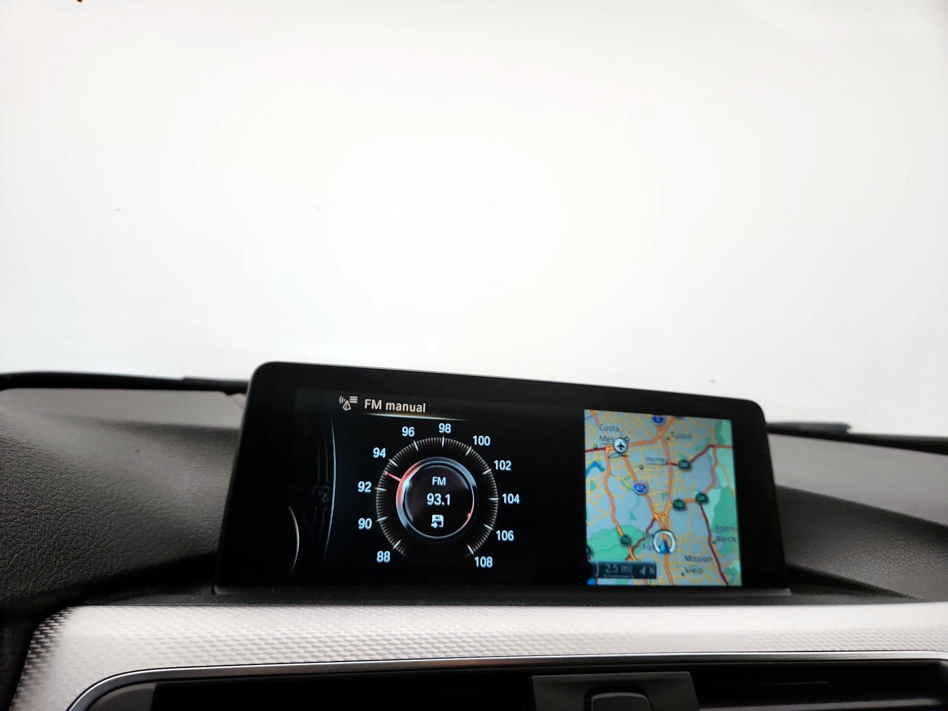 Thumbnail: 2016 BMW 3 Series - 16