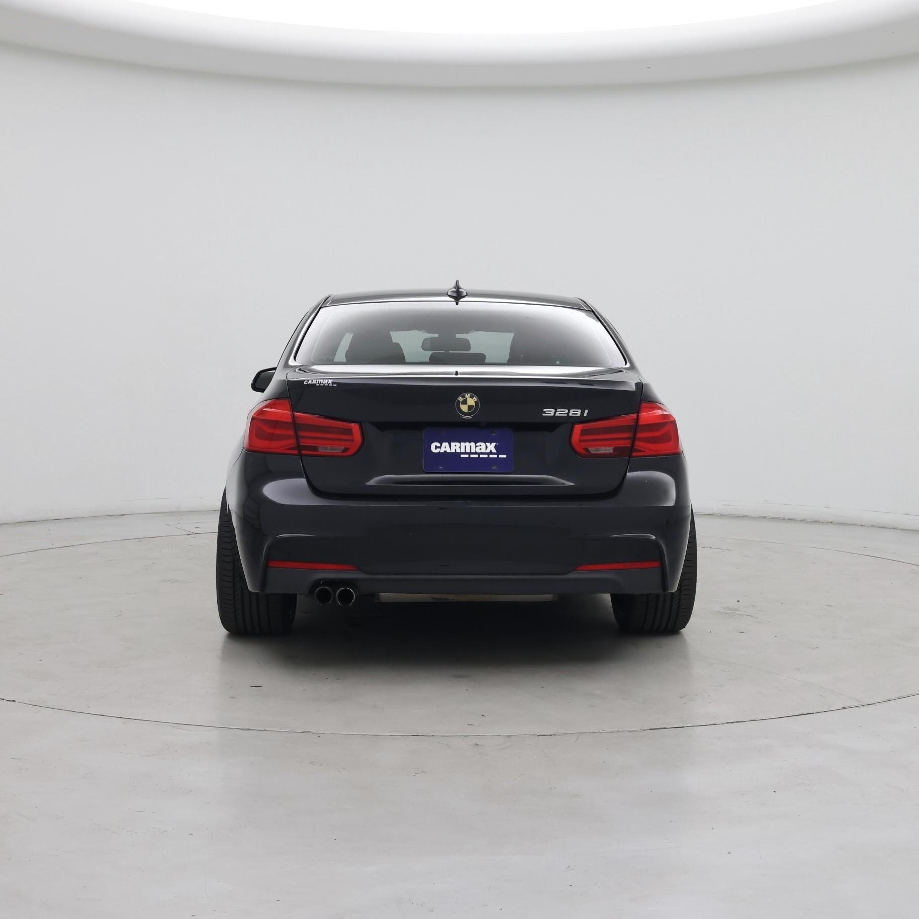 Thumbnail: 2016 BMW 3 Series - 6