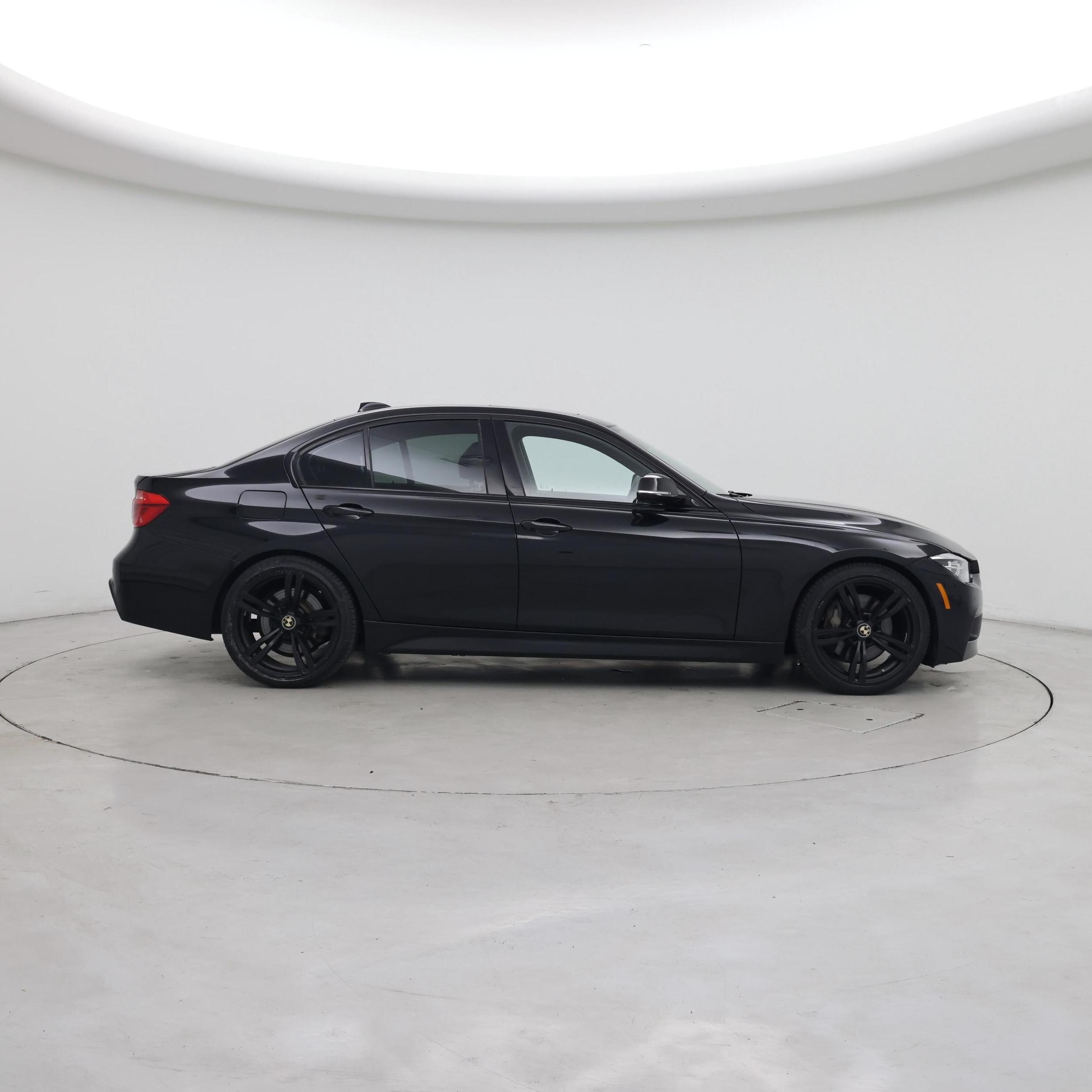 Thumbnail: 2016 BMW 3 Series - 7