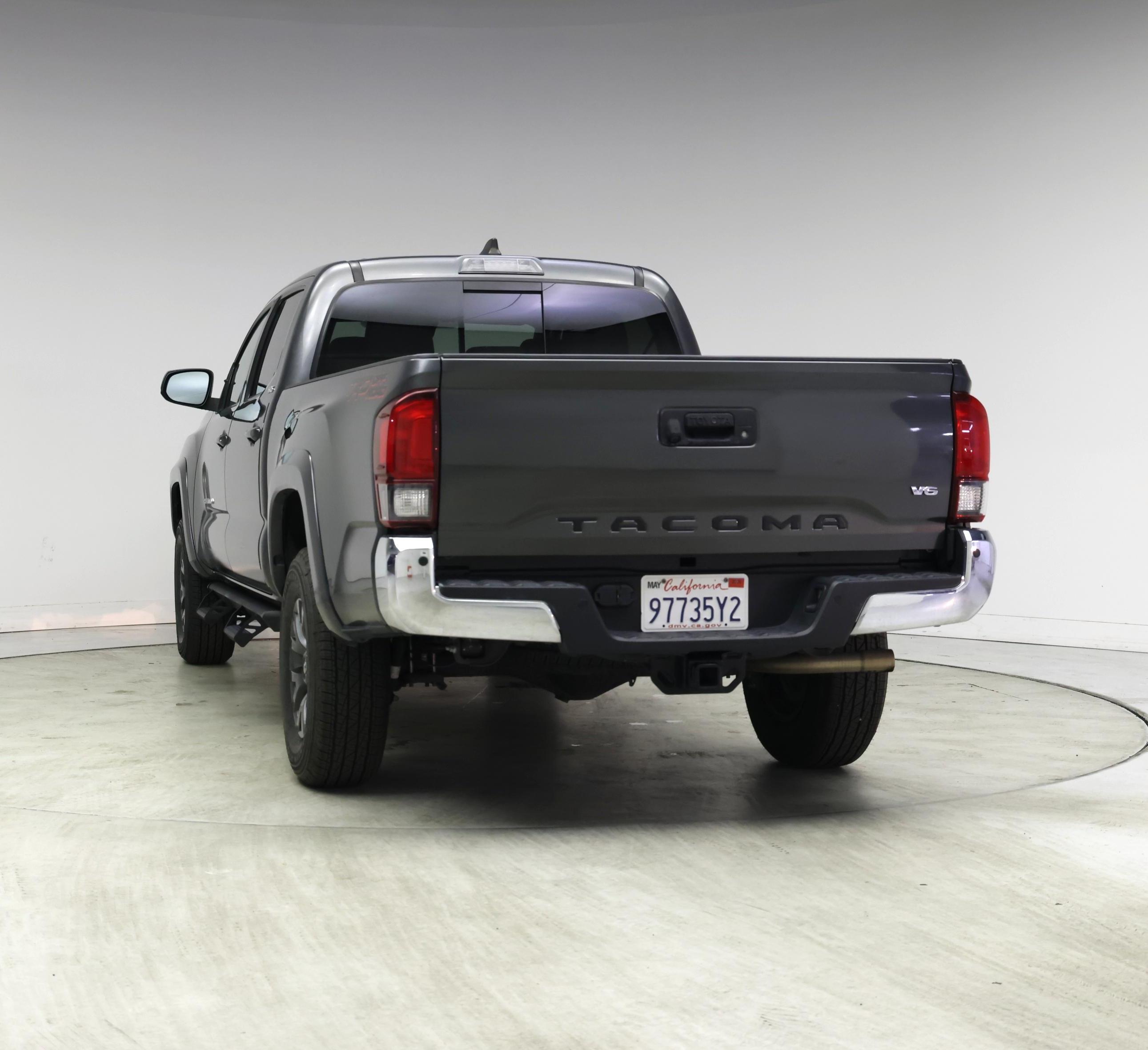 Thumbnail: 2020 Toyota Tacoma - 6