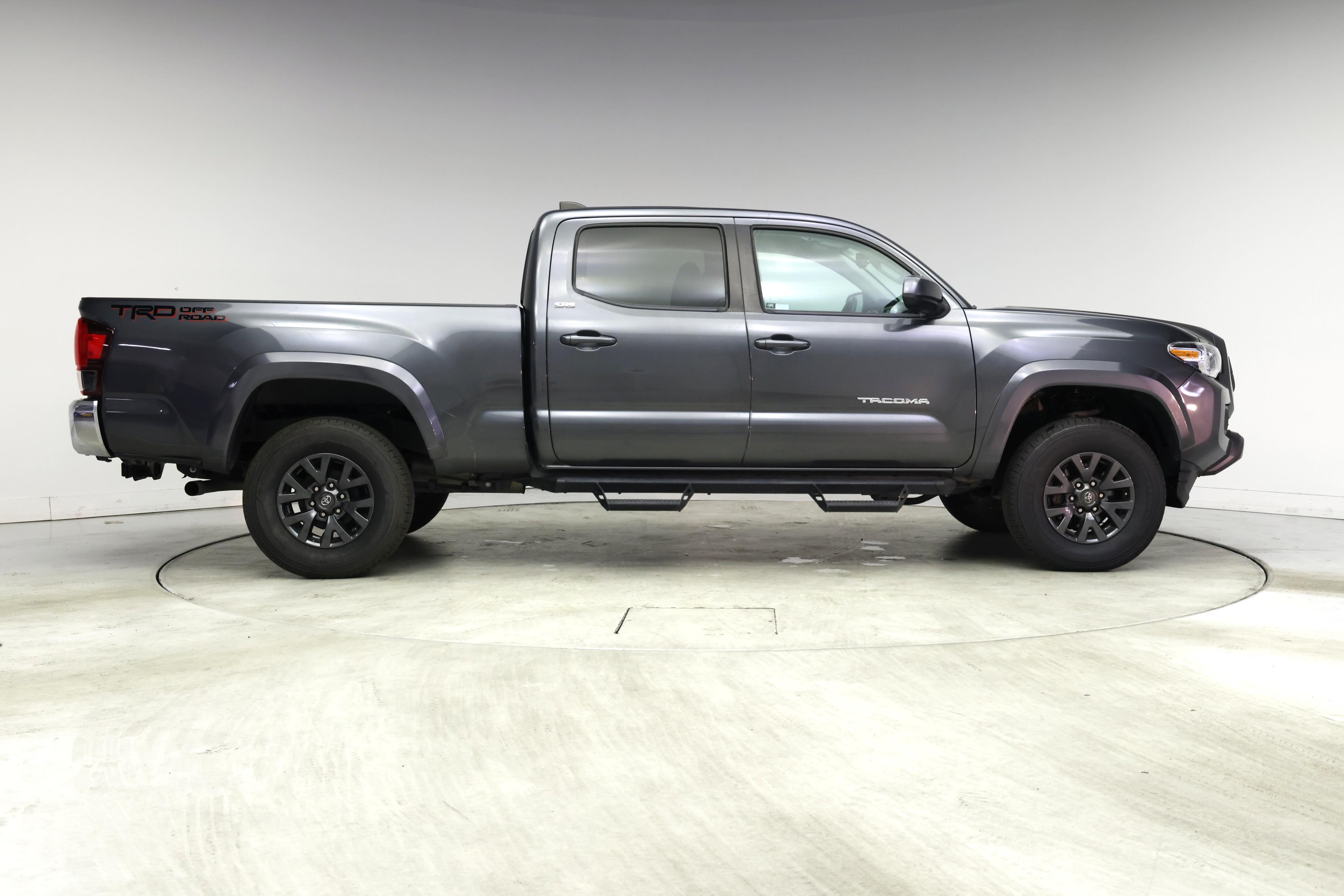 Thumbnail: 2020 Toyota Tacoma - 7