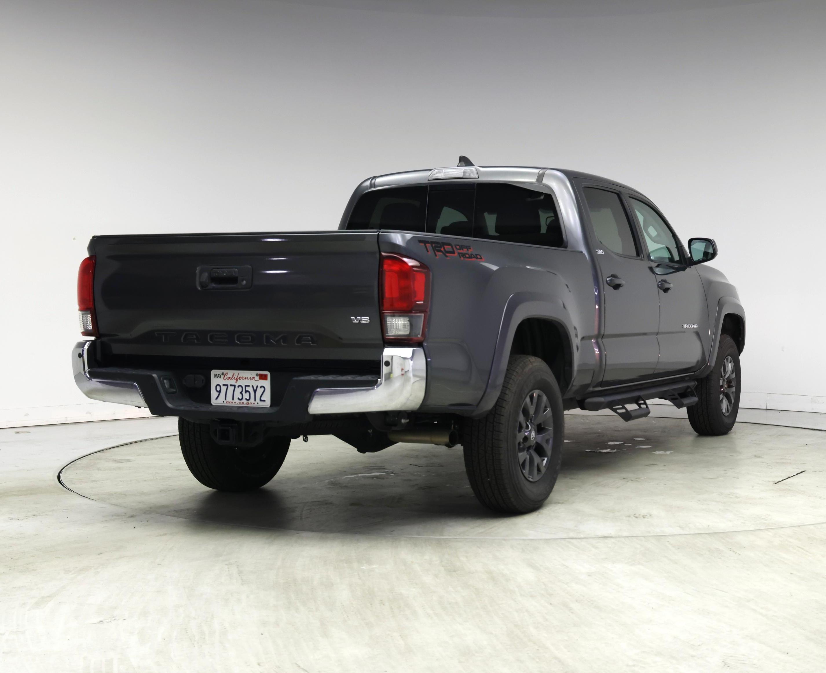 Thumbnail: 2020 Toyota Tacoma - 8