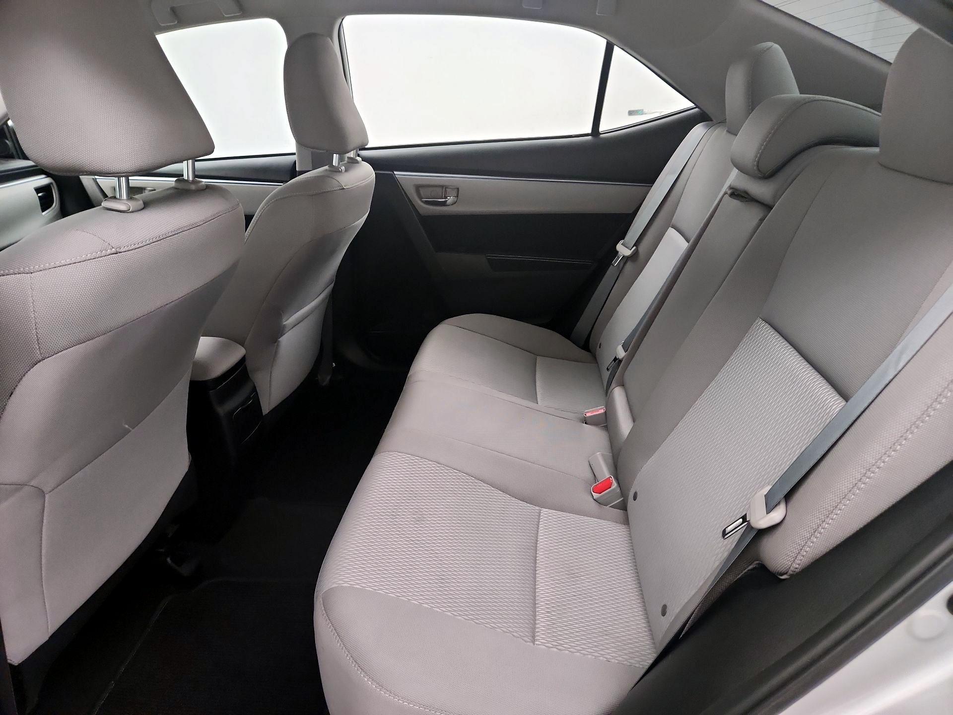Thumbnail: 2016 Toyota Corolla - 18