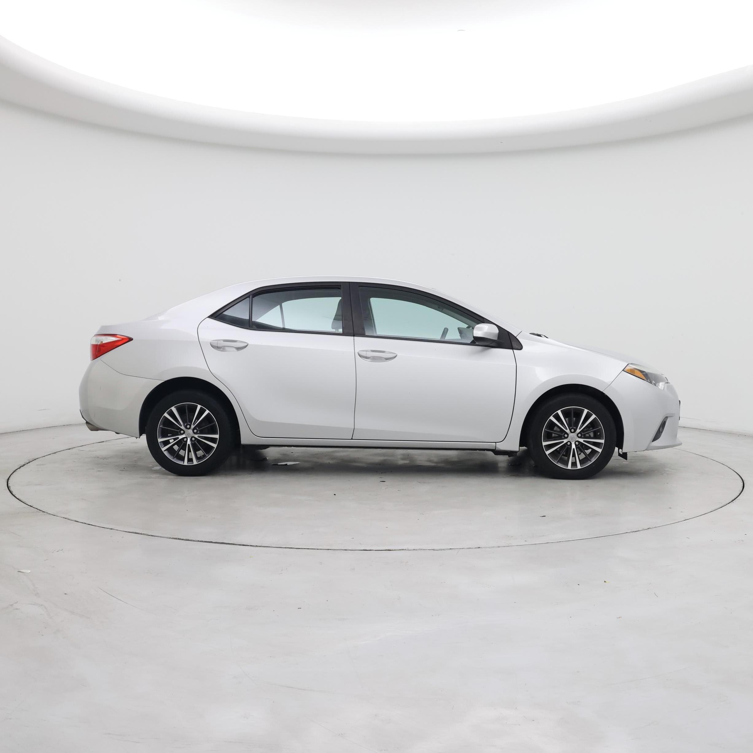 Thumbnail: 2016 Toyota Corolla - 7