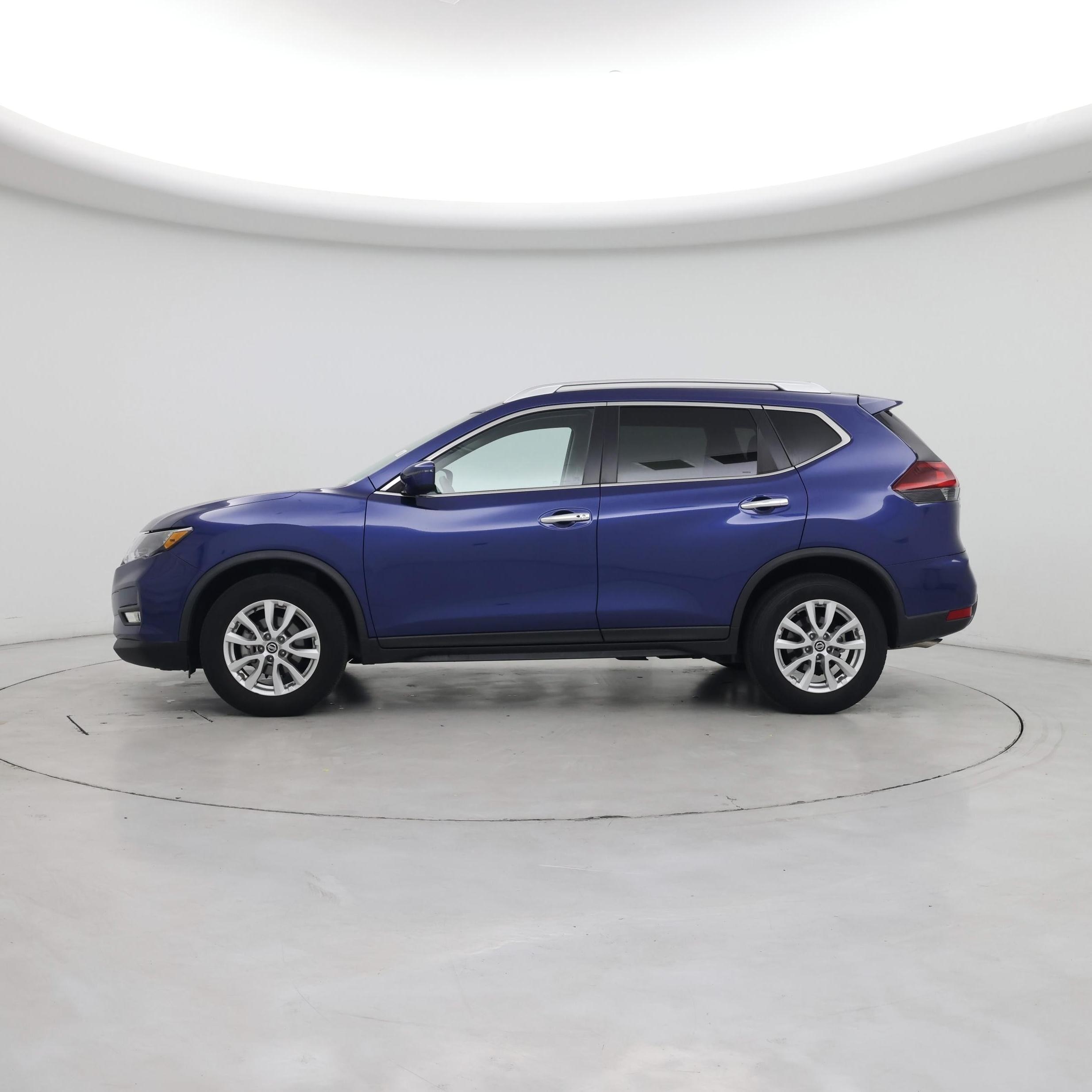 Thumbnail: 2018 Nissan Rogue - 3