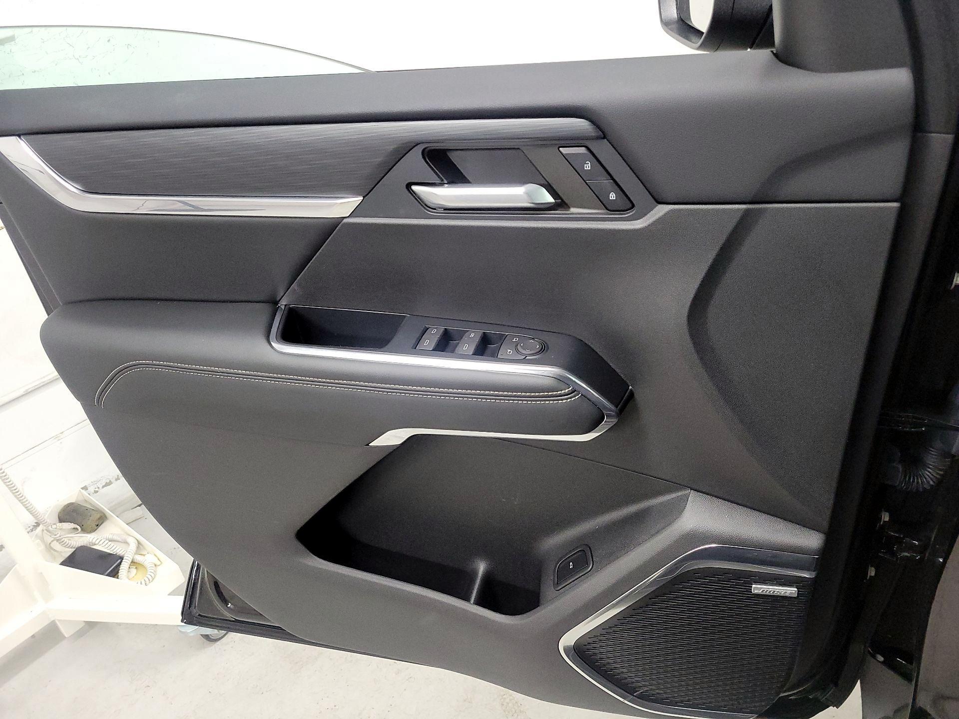 Thumbnail: 2024 GMC Acadia - 12
