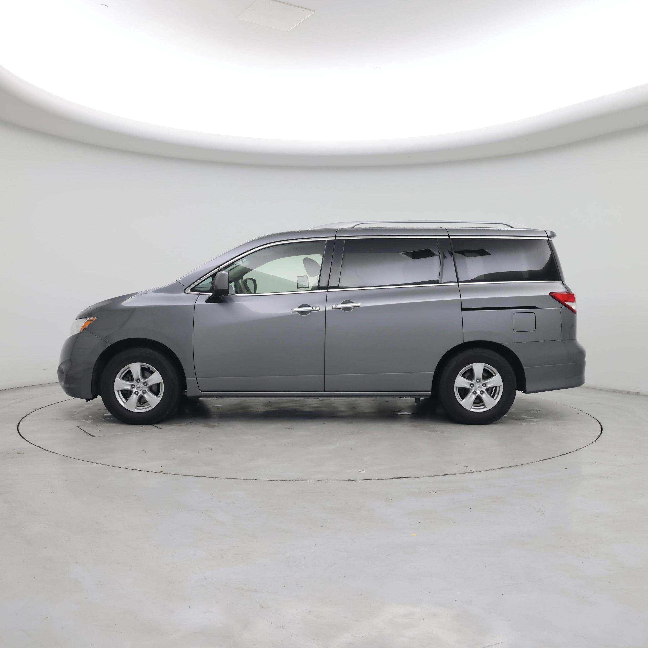 Thumbnail: 2017 Nissan Quest - 3