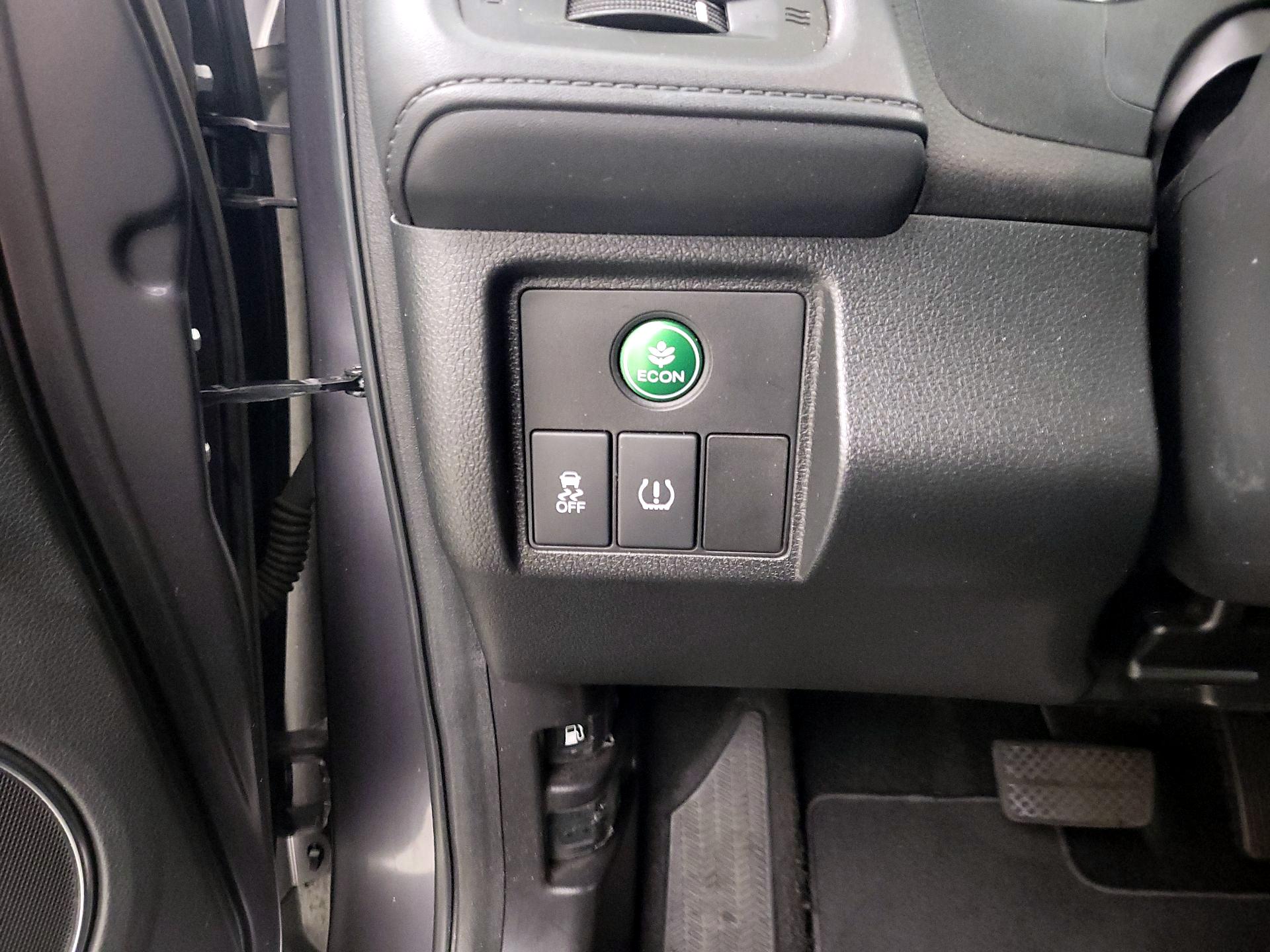 Thumbnail: 2016 Honda HR-V - 13