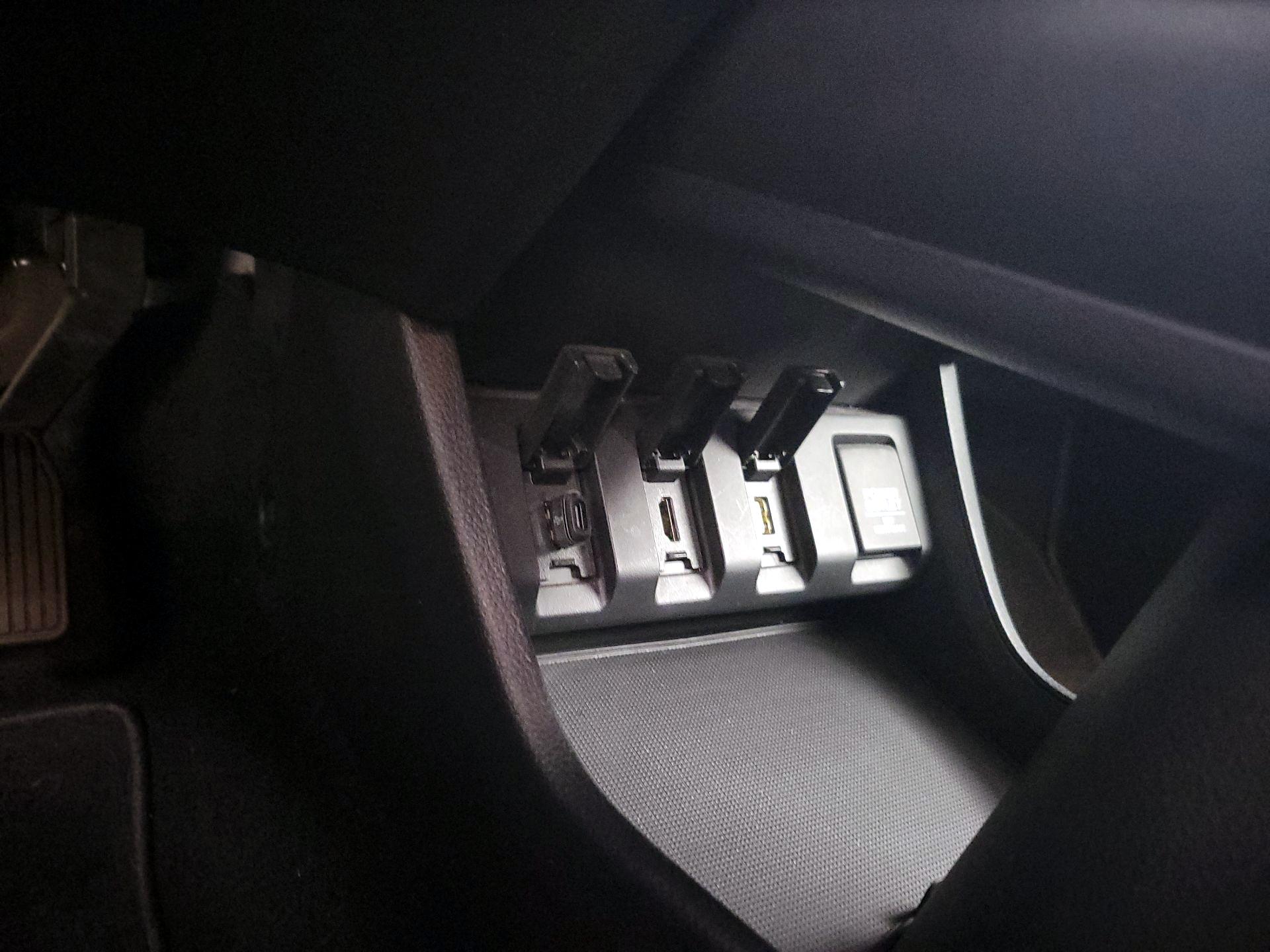 Thumbnail: 2016 Honda HR-V - 18