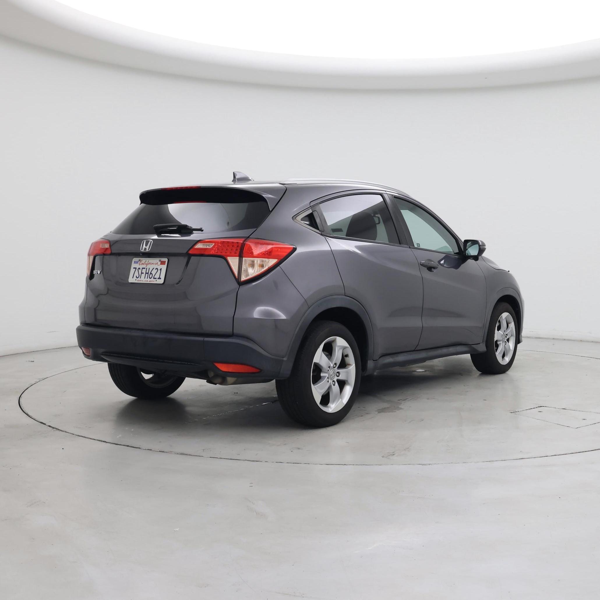 Thumbnail: 2016 Honda HR-V - 8