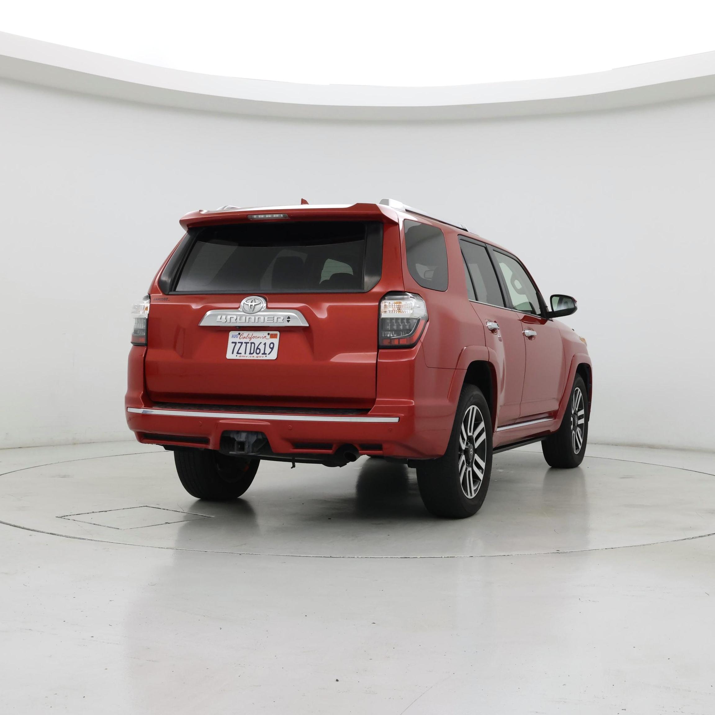 Thumbnail: 2017 Toyota 4Runner - 8