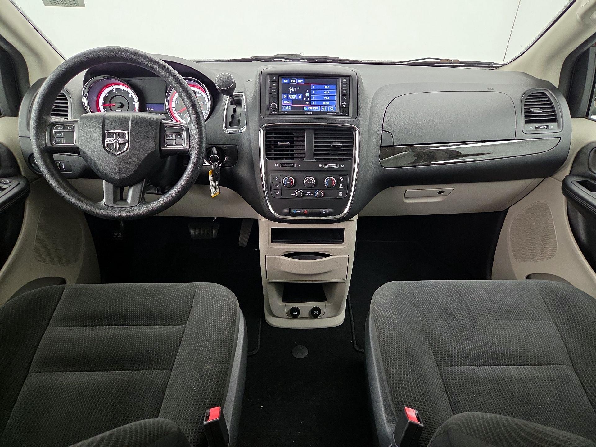 Thumbnail: 2019 Dodge Grand Caravan - 9