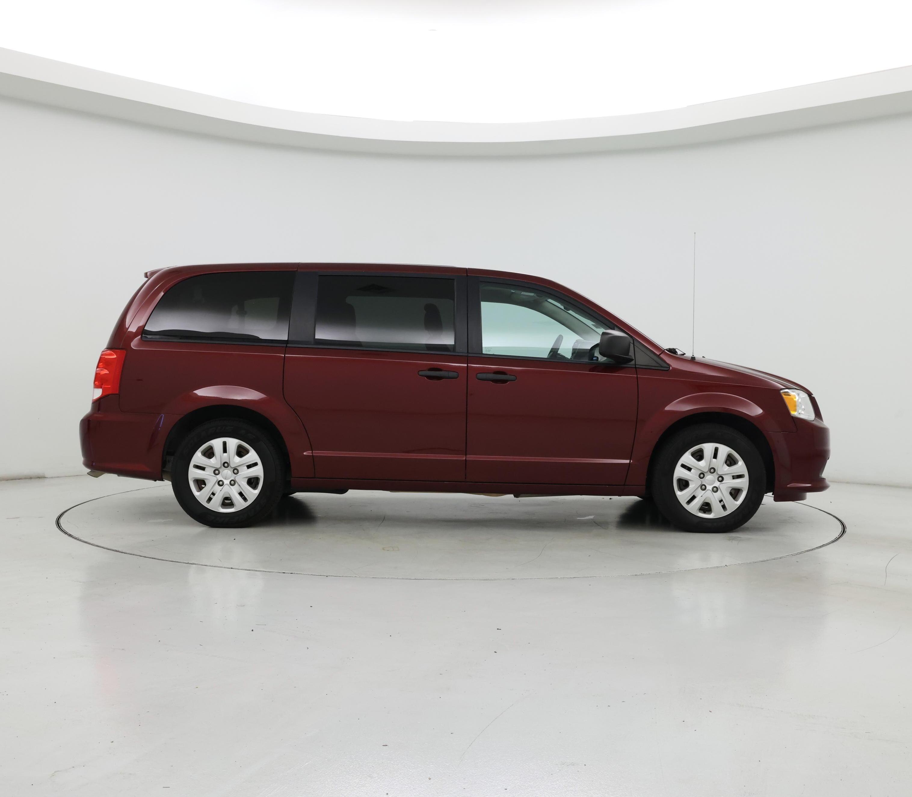 Thumbnail: 2019 Dodge Grand Caravan - 7