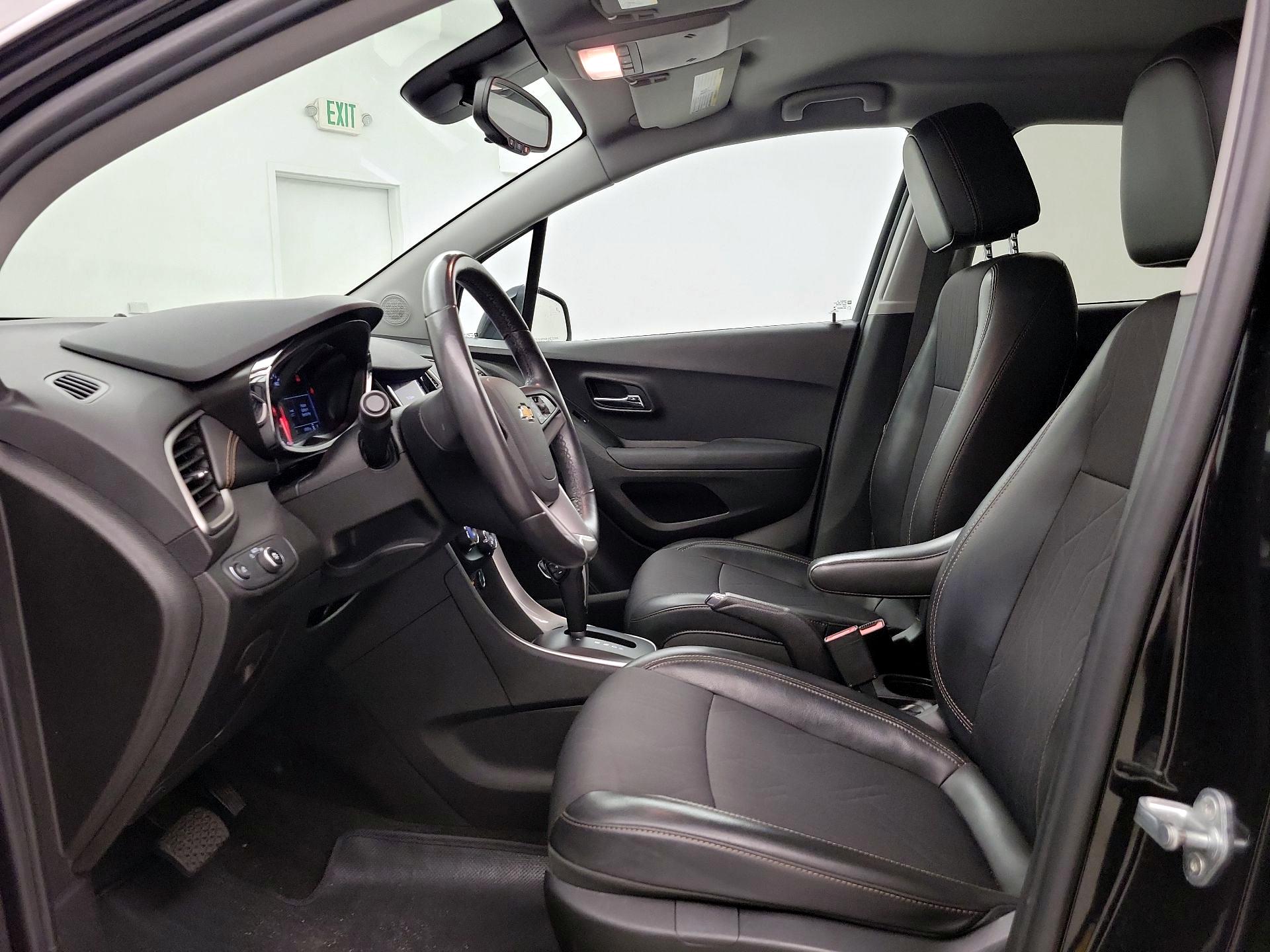 Thumbnail: 2020 Chevrolet Trax - 11