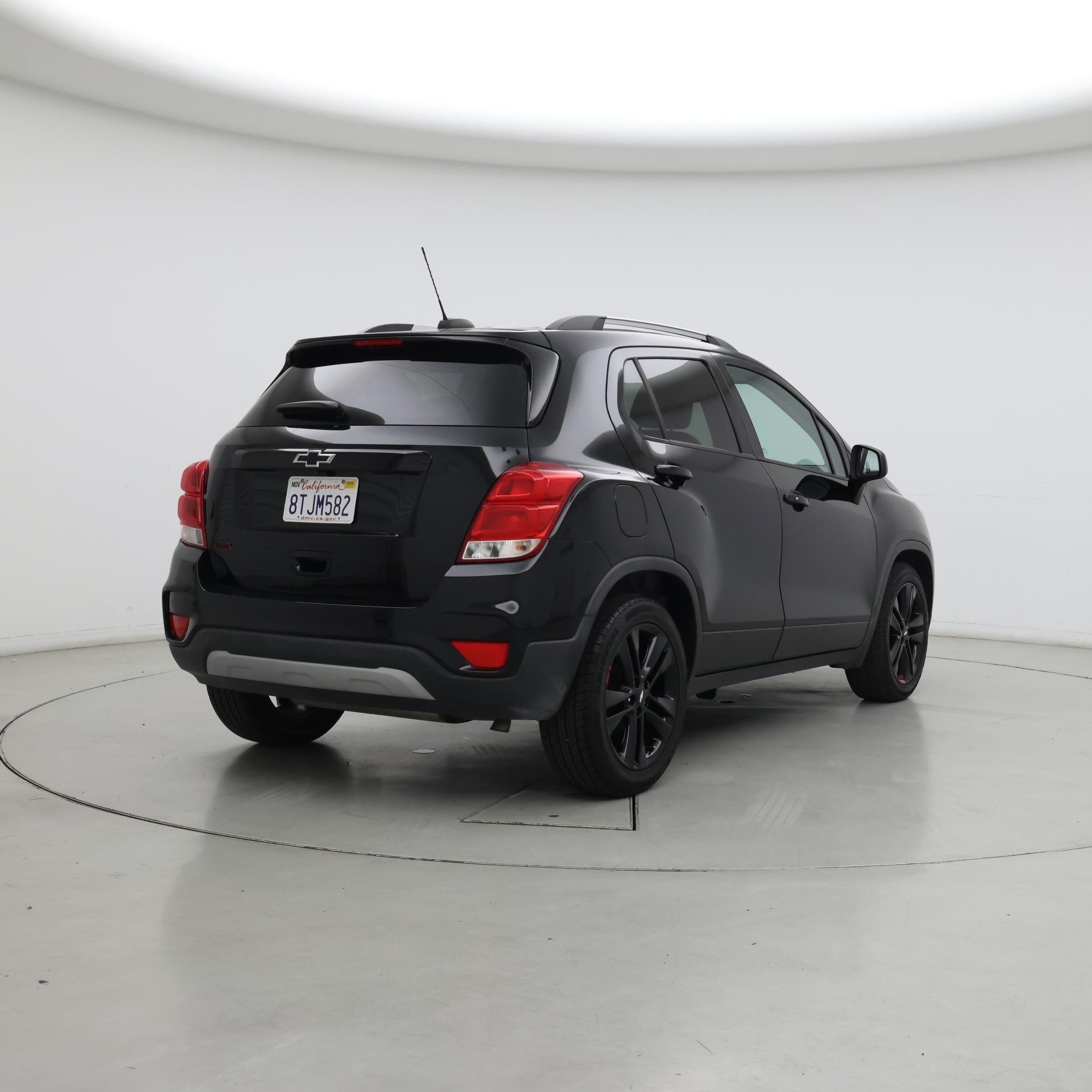 Thumbnail: 2020 Chevrolet Trax - 8