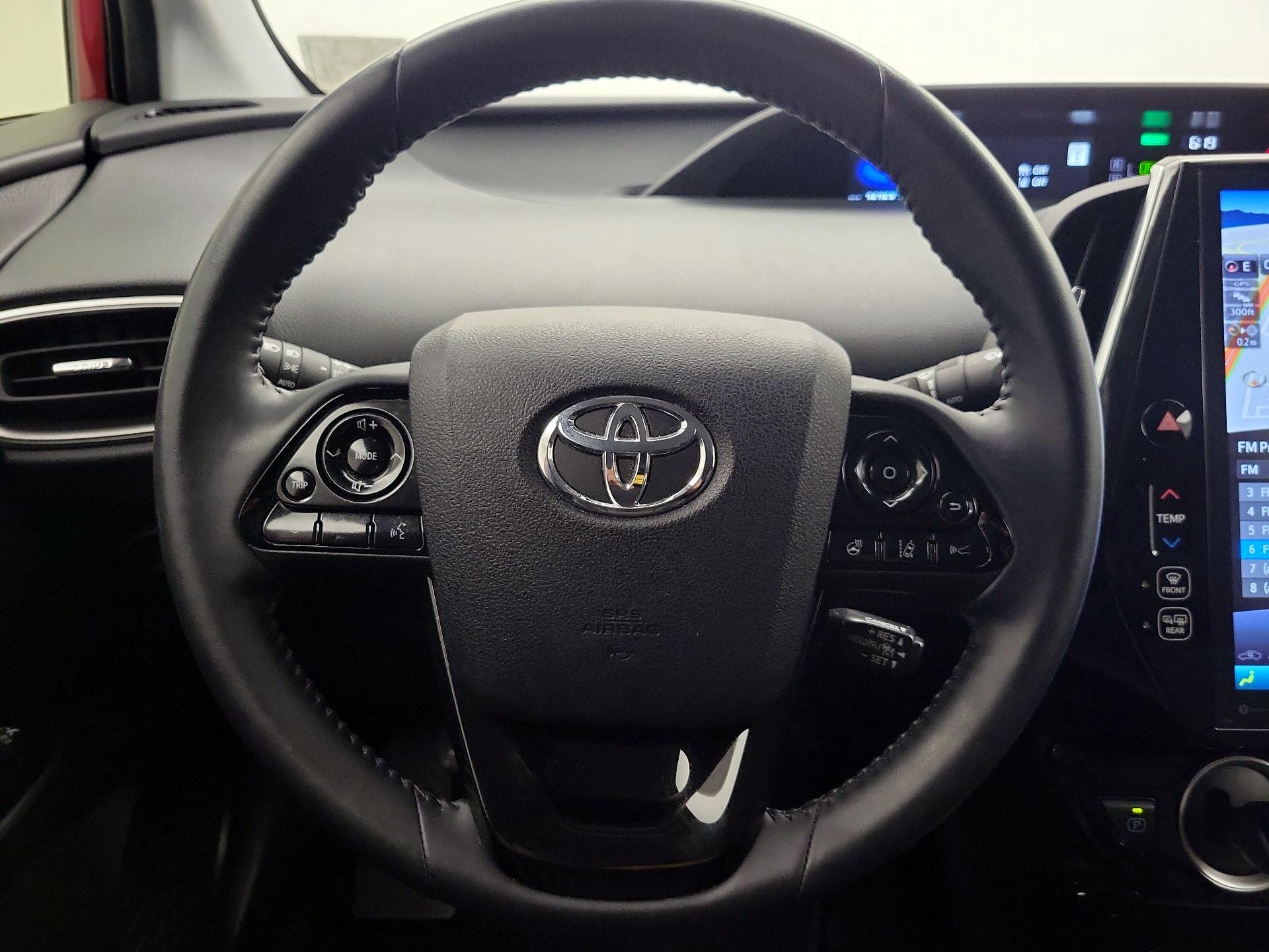 Thumbnail: 2022 Toyota Prius Prime - 10