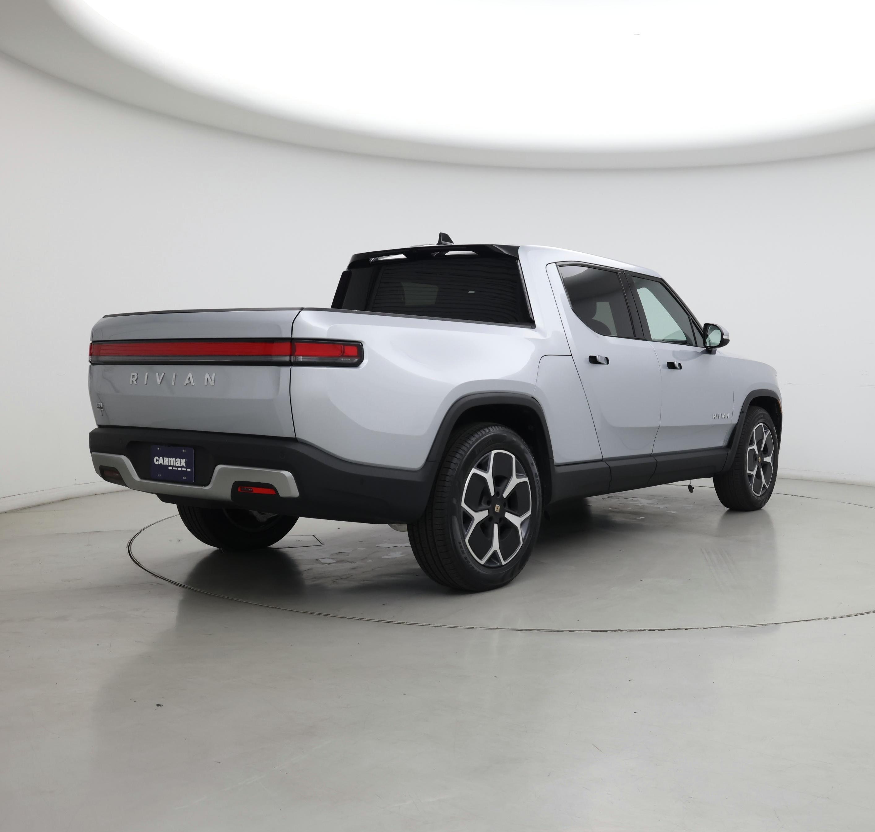 Thumbnail: 2023 Rivian R1T - 8