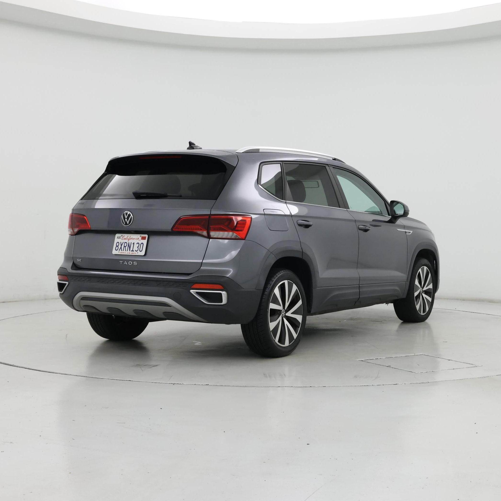 Thumbnail: 2022 Volkswagen Taos - 8