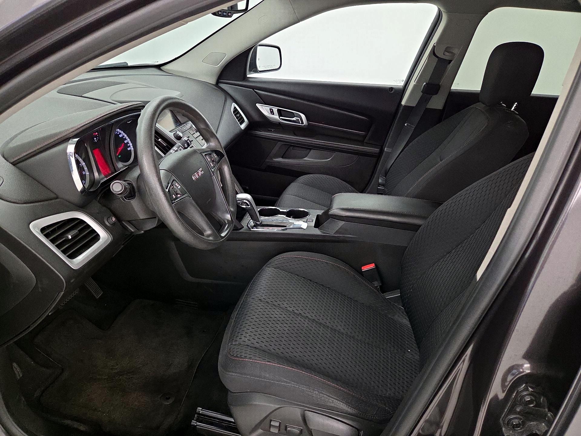 Thumbnail: 2015 GMC Terrain - 11