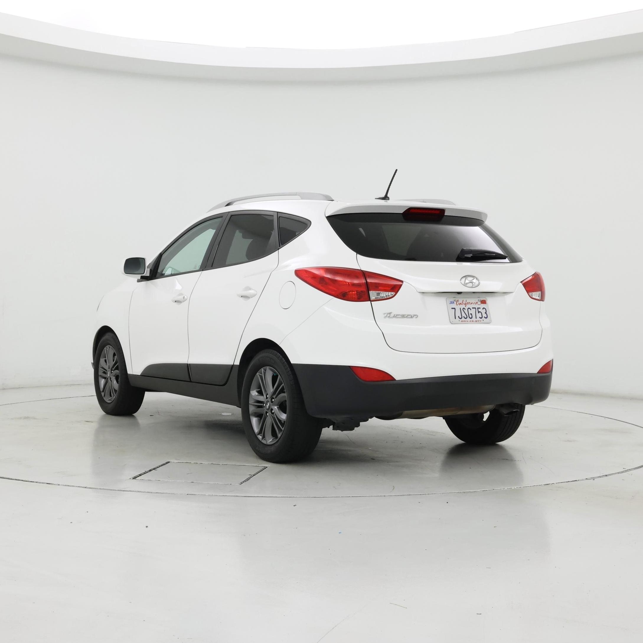 Thumbnail: 2015 Hyundai Tucson - 2
