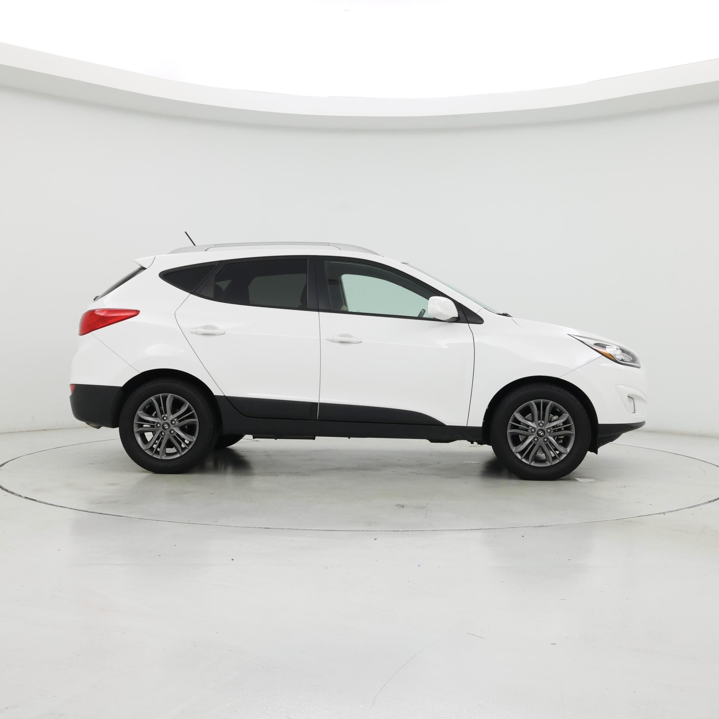 Thumbnail: 2015 Hyundai Tucson - 7