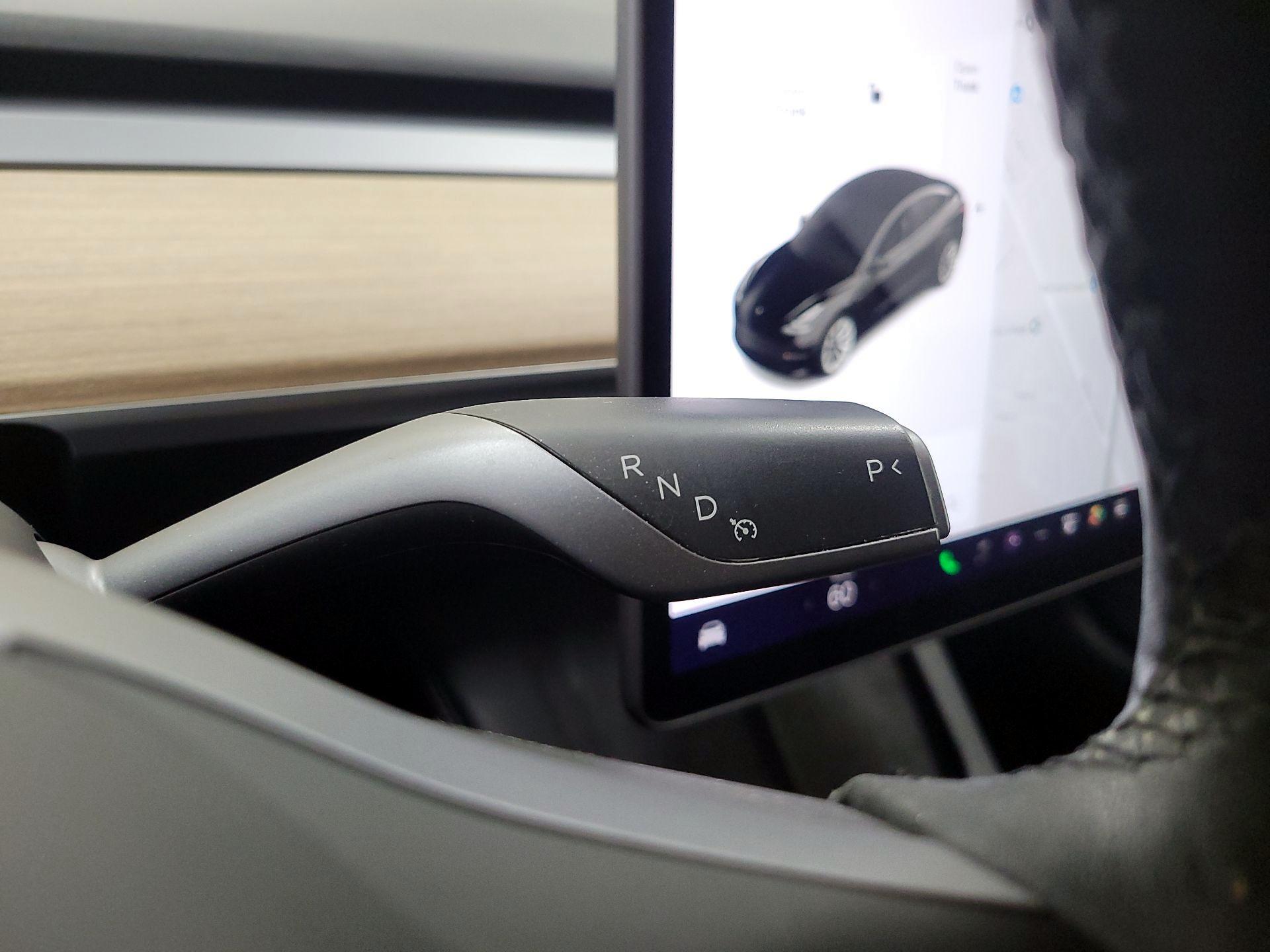 Thumbnail: 2021 Tesla Model 3 - 17