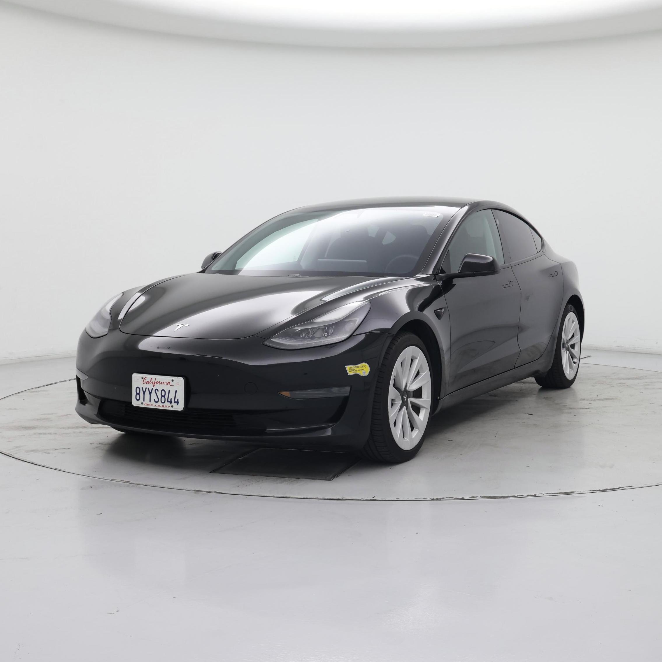 Thumbnail: 2021 Tesla Model 3 - 4