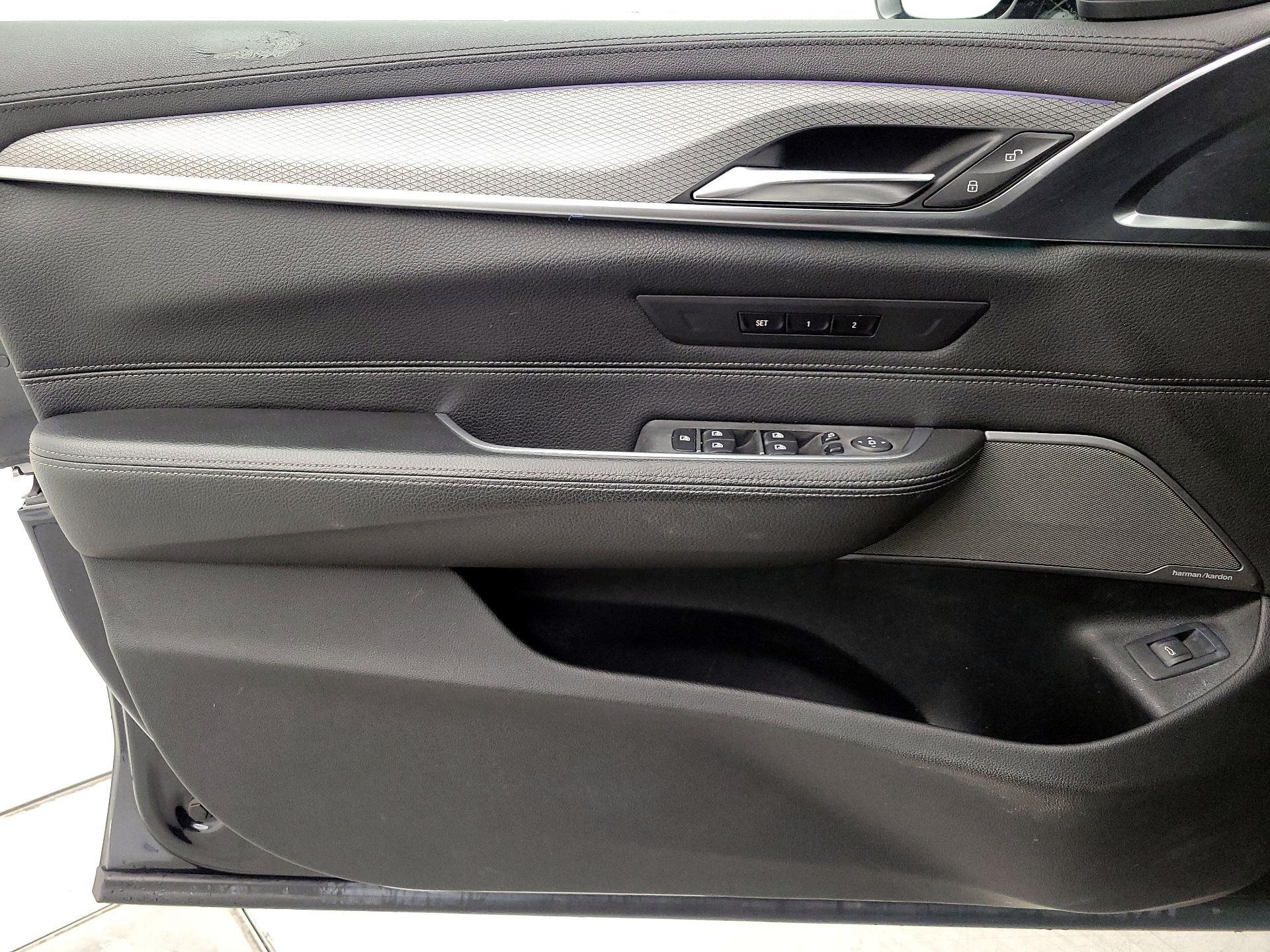 Thumbnail: 2019 BMW 6 Series - 12