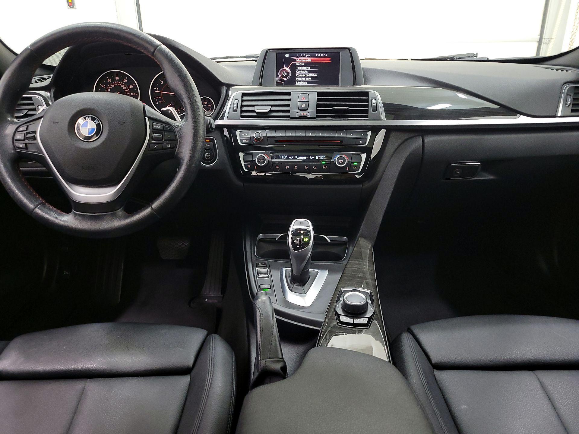 Thumbnail: 2016 BMW 3 Series - 9