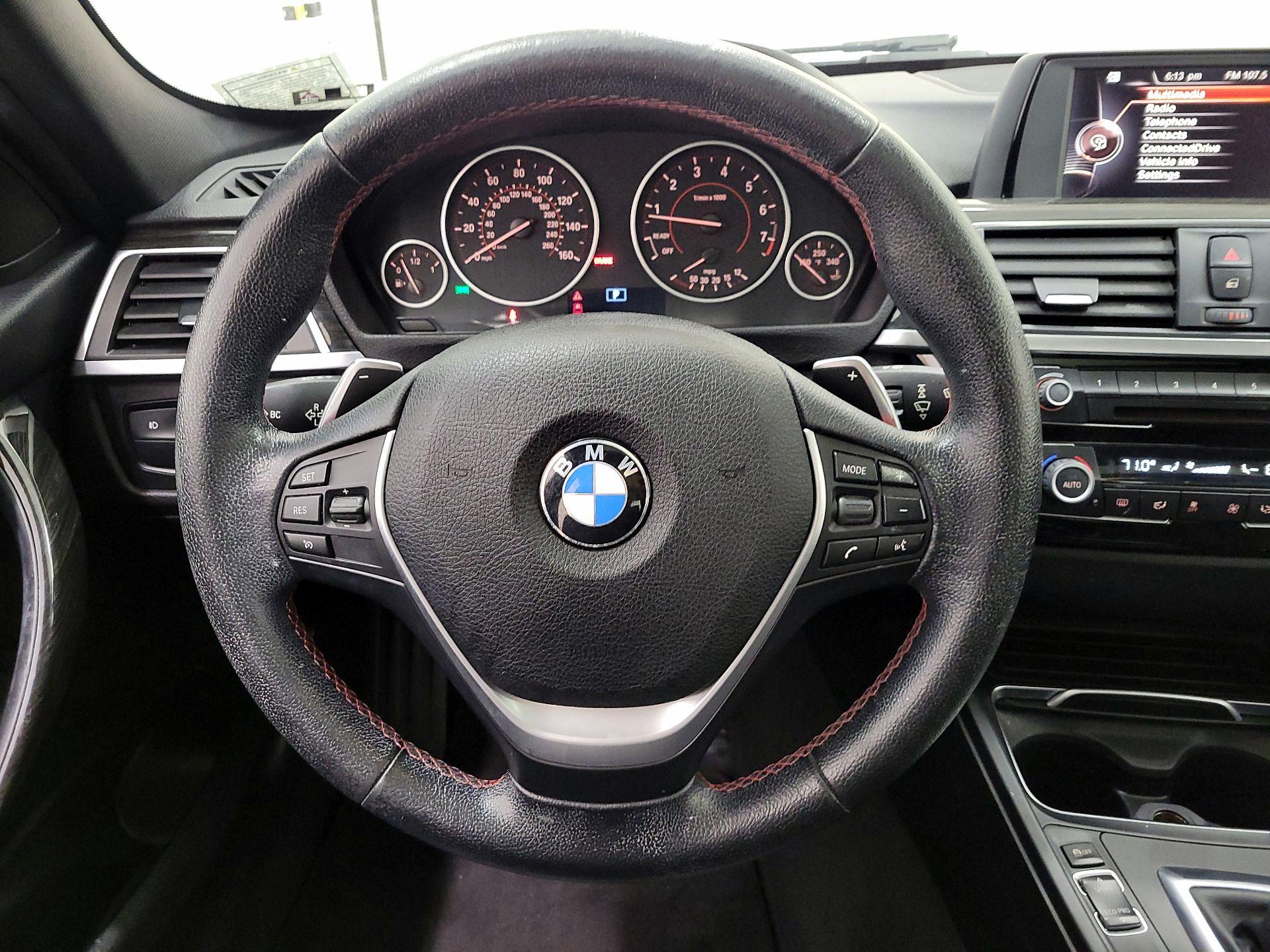 Thumbnail: 2016 BMW 3 Series - 10
