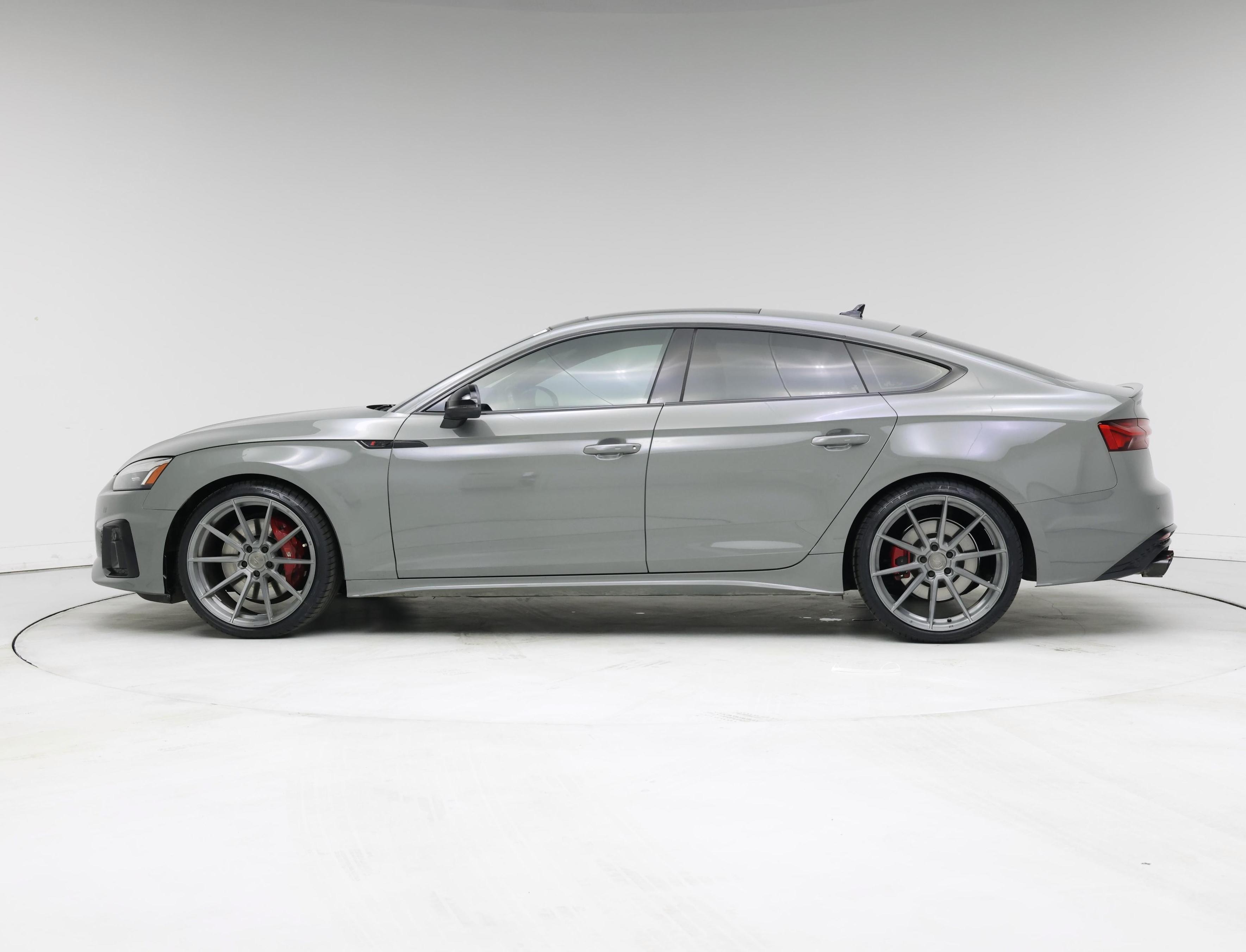 Thumbnail: 2022 Audi S5 - 3