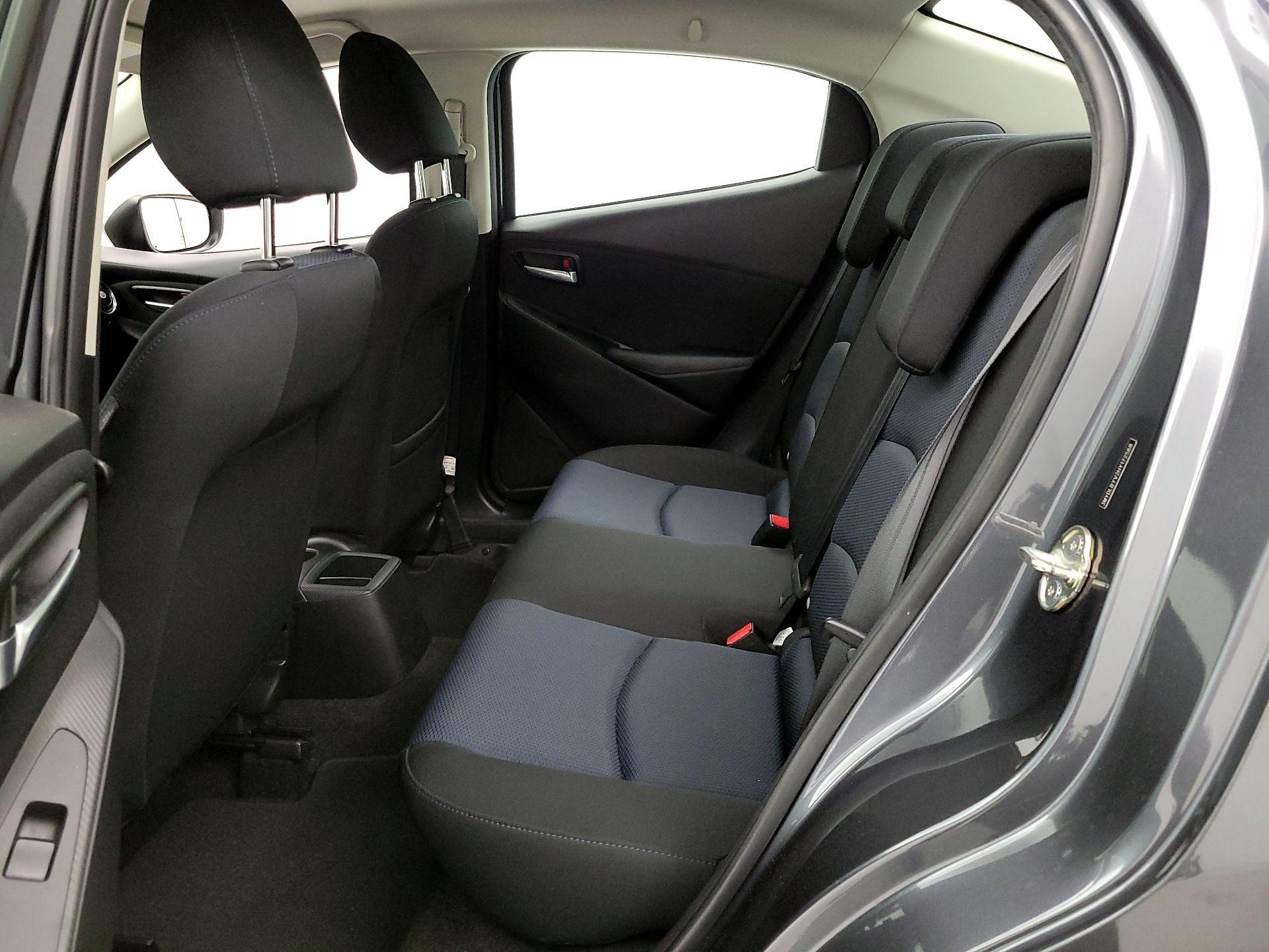 Thumbnail: 2017 Toyota Yaris iA - 19