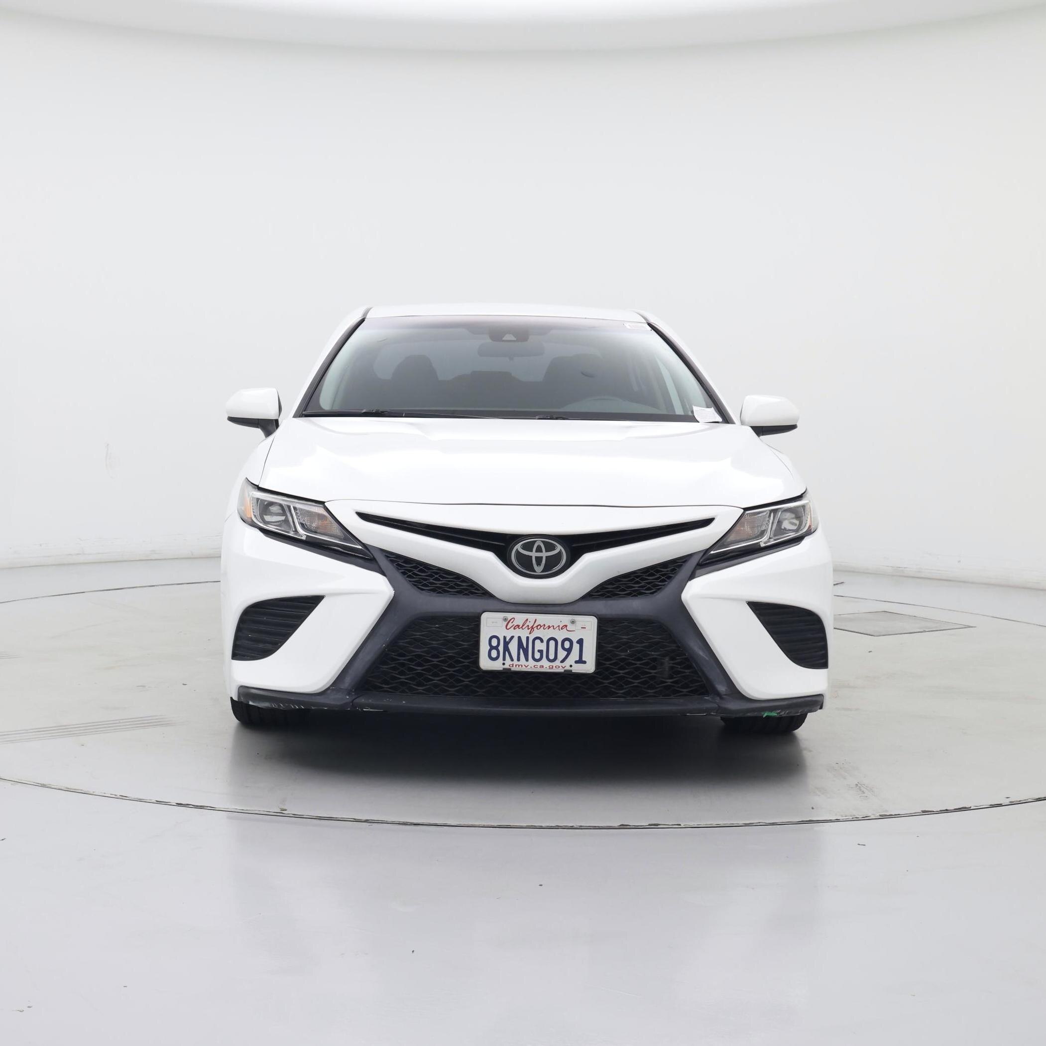 Thumbnail: 2019 Toyota Camry - 5