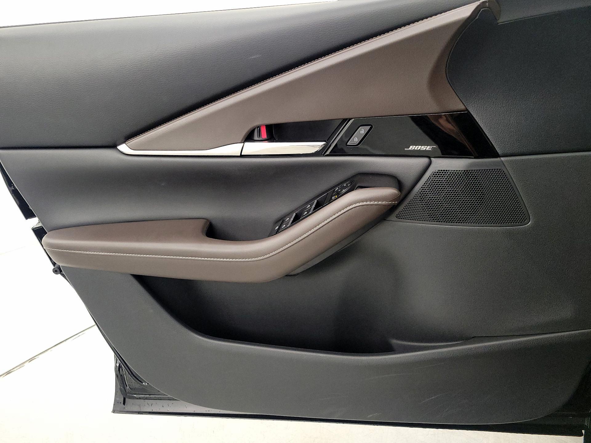 Thumbnail: 2022 Mazda CX-30 - 12