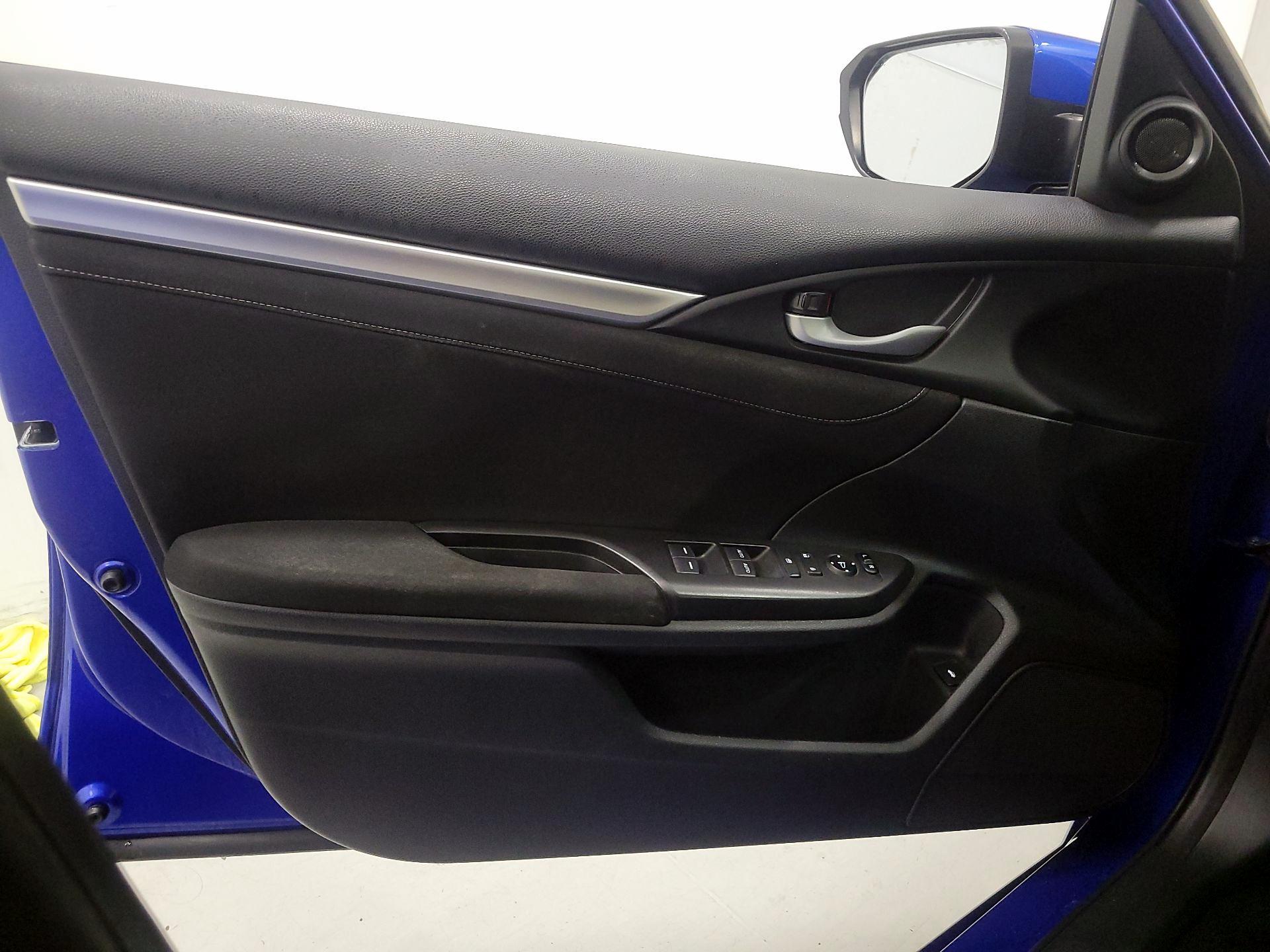 Thumbnail: 2019 Honda Civic - 12