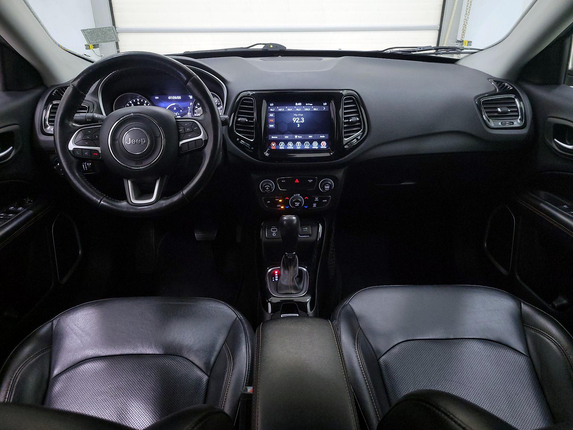 Thumbnail: 2020 Jeep Compass - 9