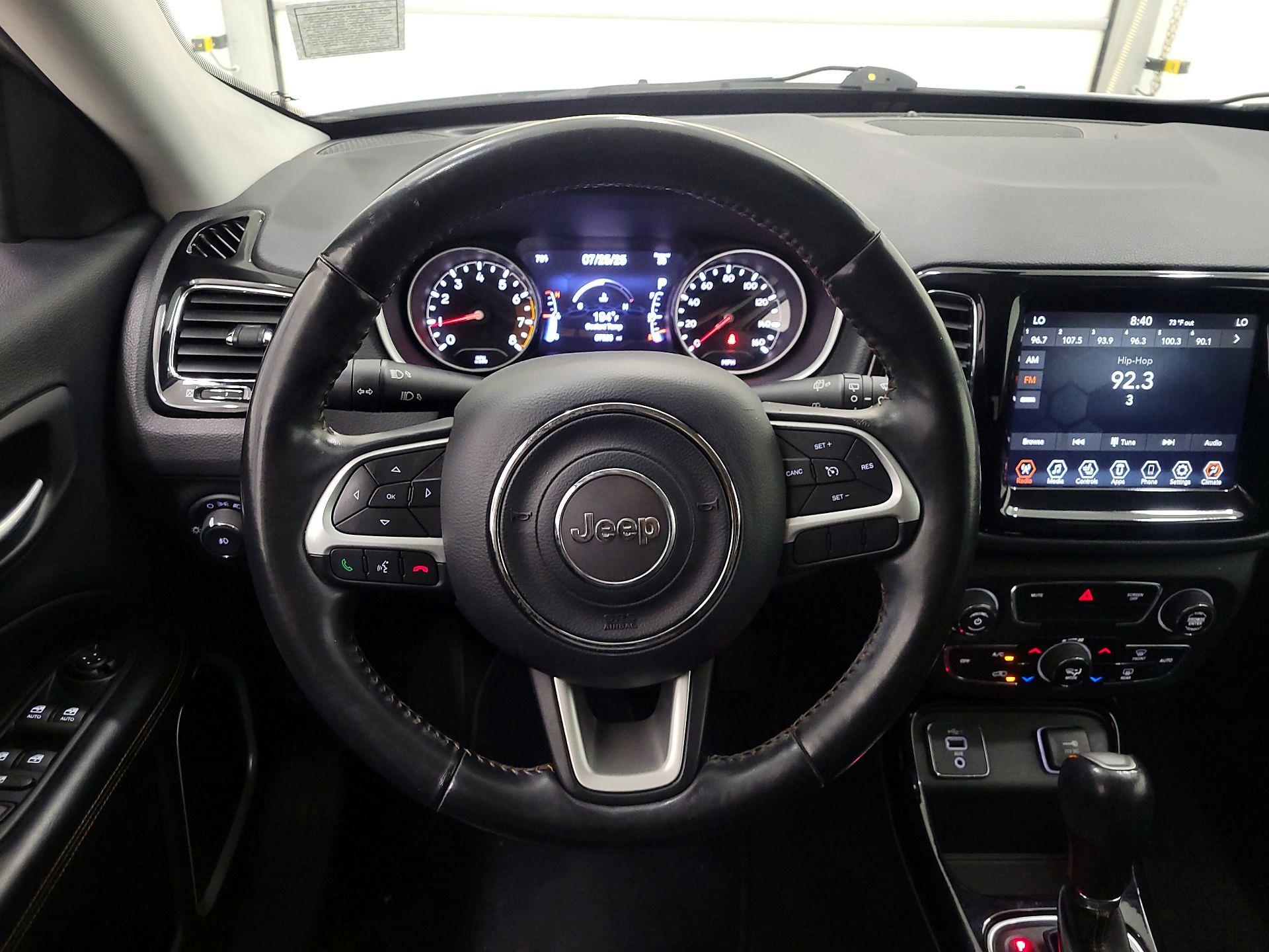 Thumbnail: 2020 Jeep Compass - 10